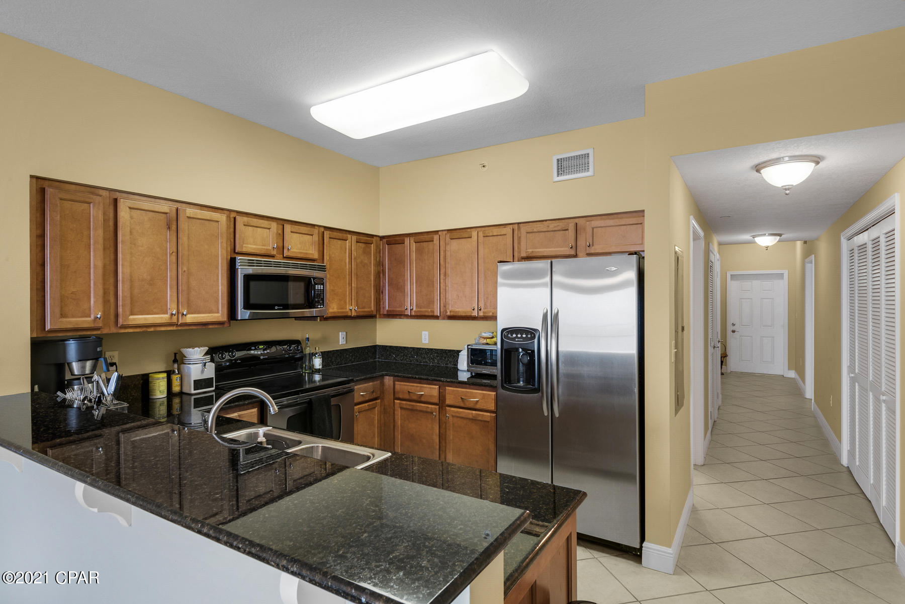 Magnolia Bay Club - Residential