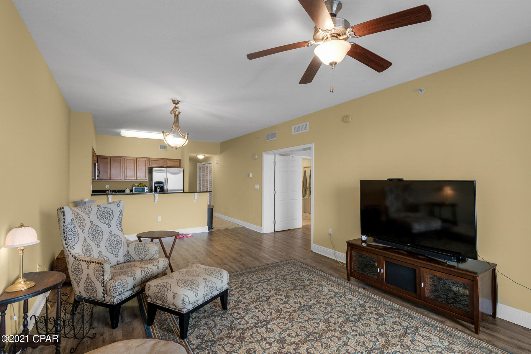 Magnolia Bay Club - Residential