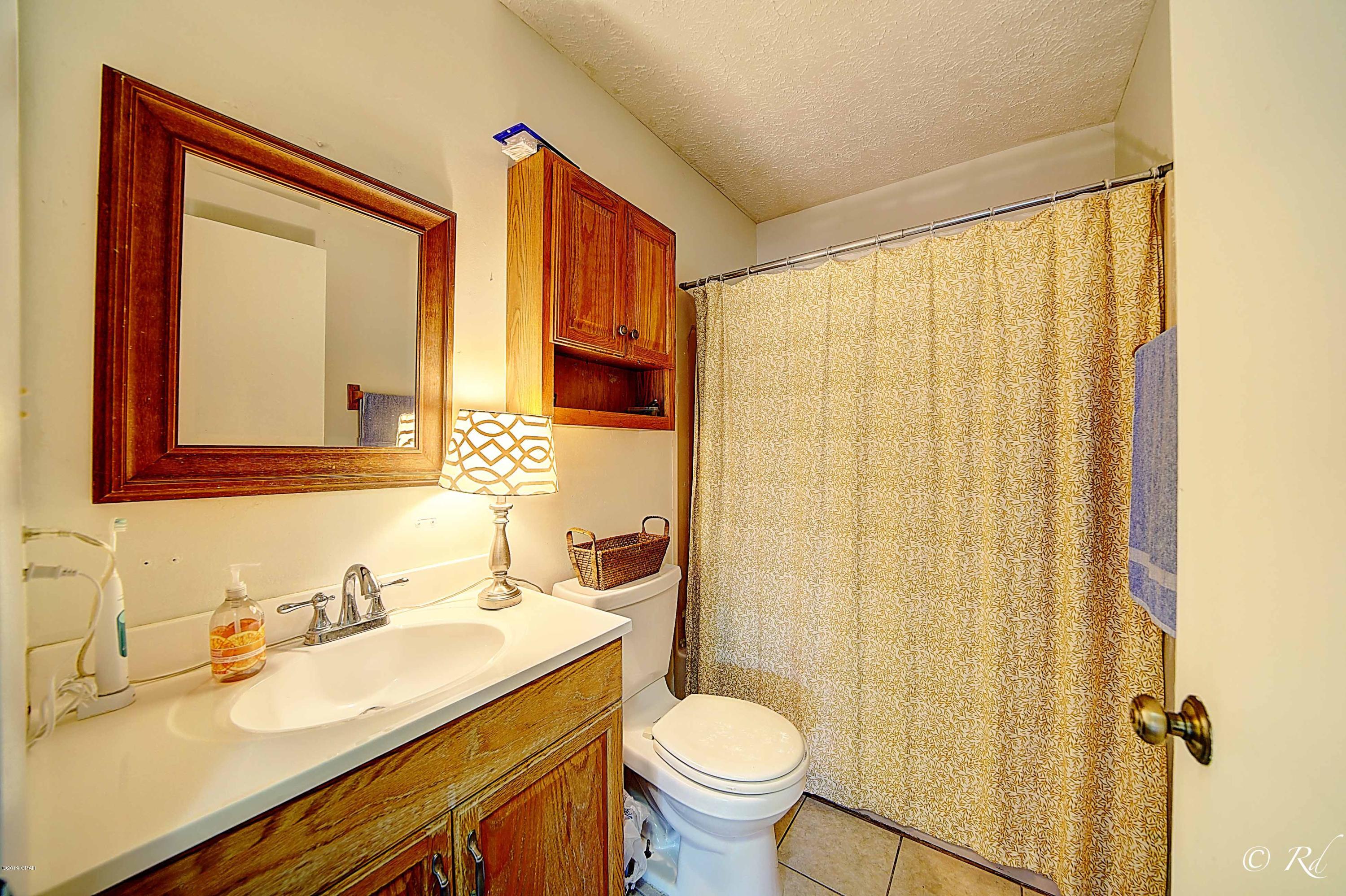 Laguna Beach Estates 7th Add - Residential