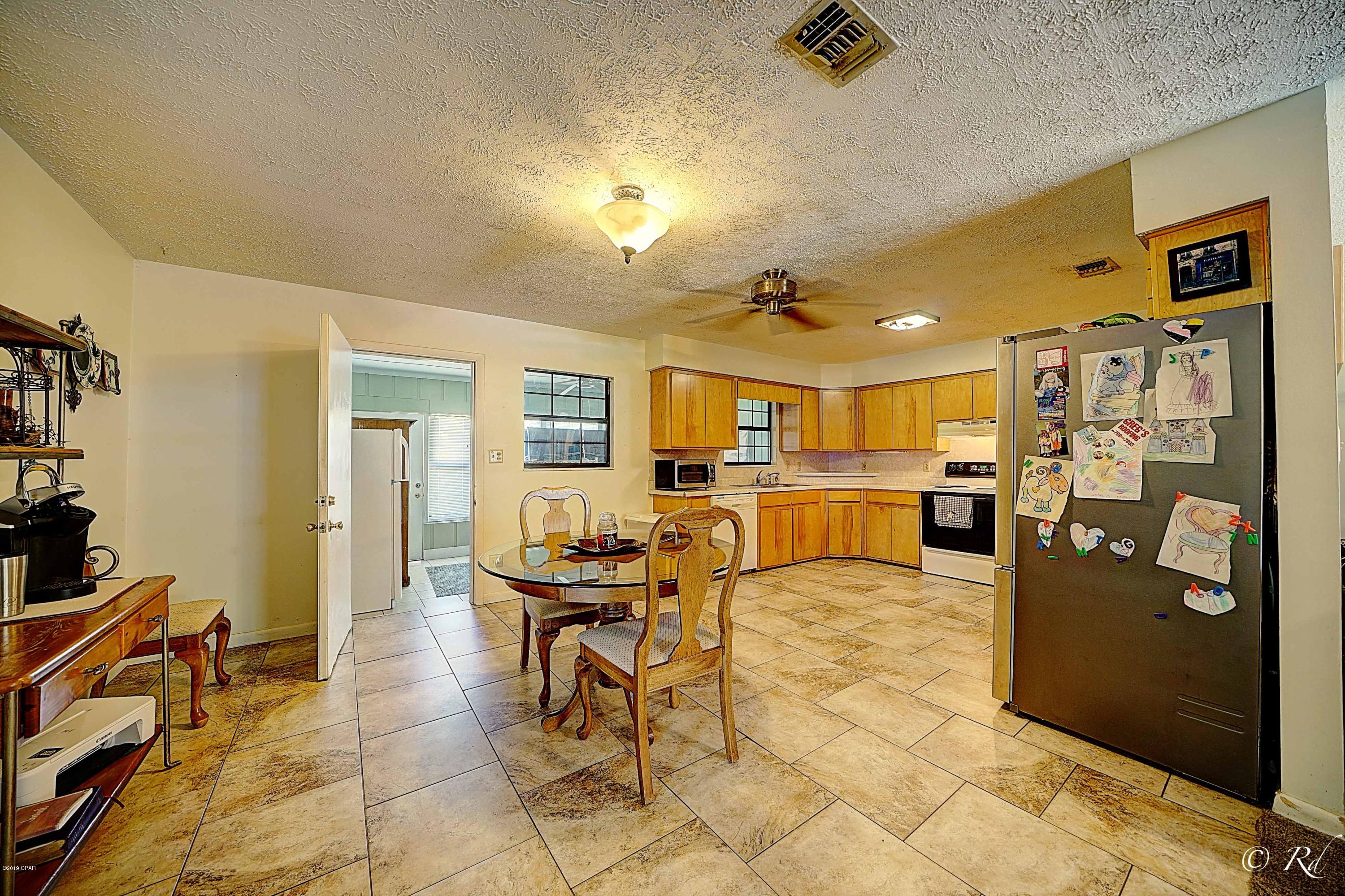 Laguna Beach Estates 7th Add - Residential