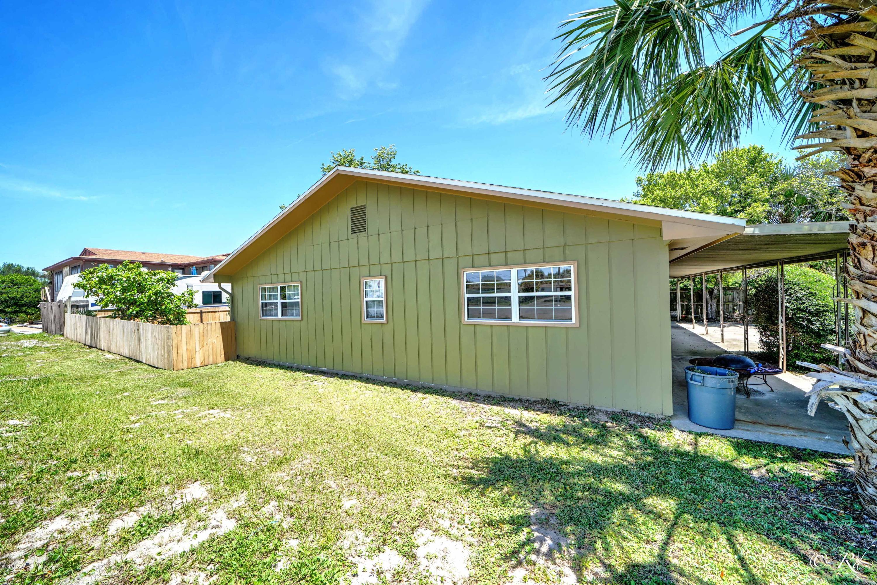 Laguna Beach Estates 7th Add - Residential