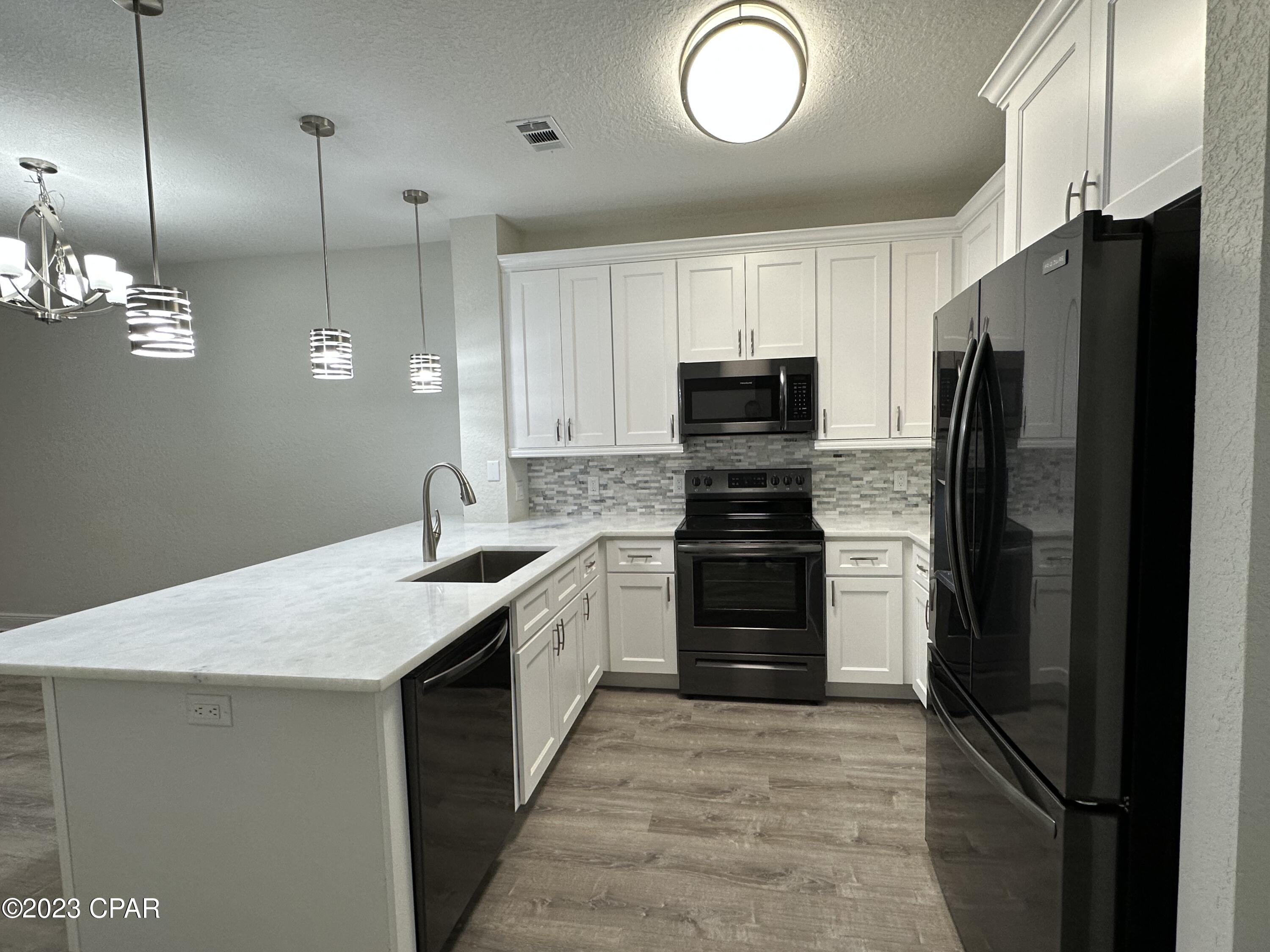 Baldwin Rowe - Residential