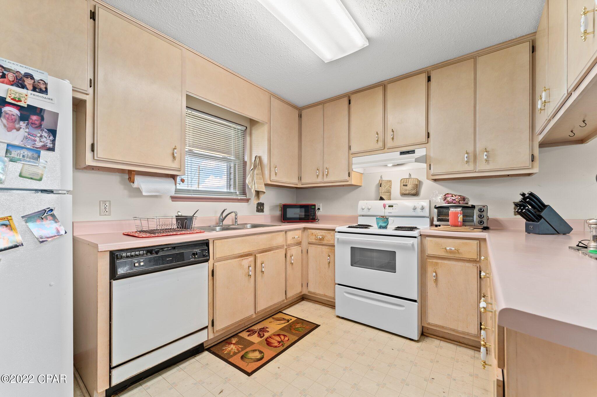 Pine Forest Est Ph 3 - Residential