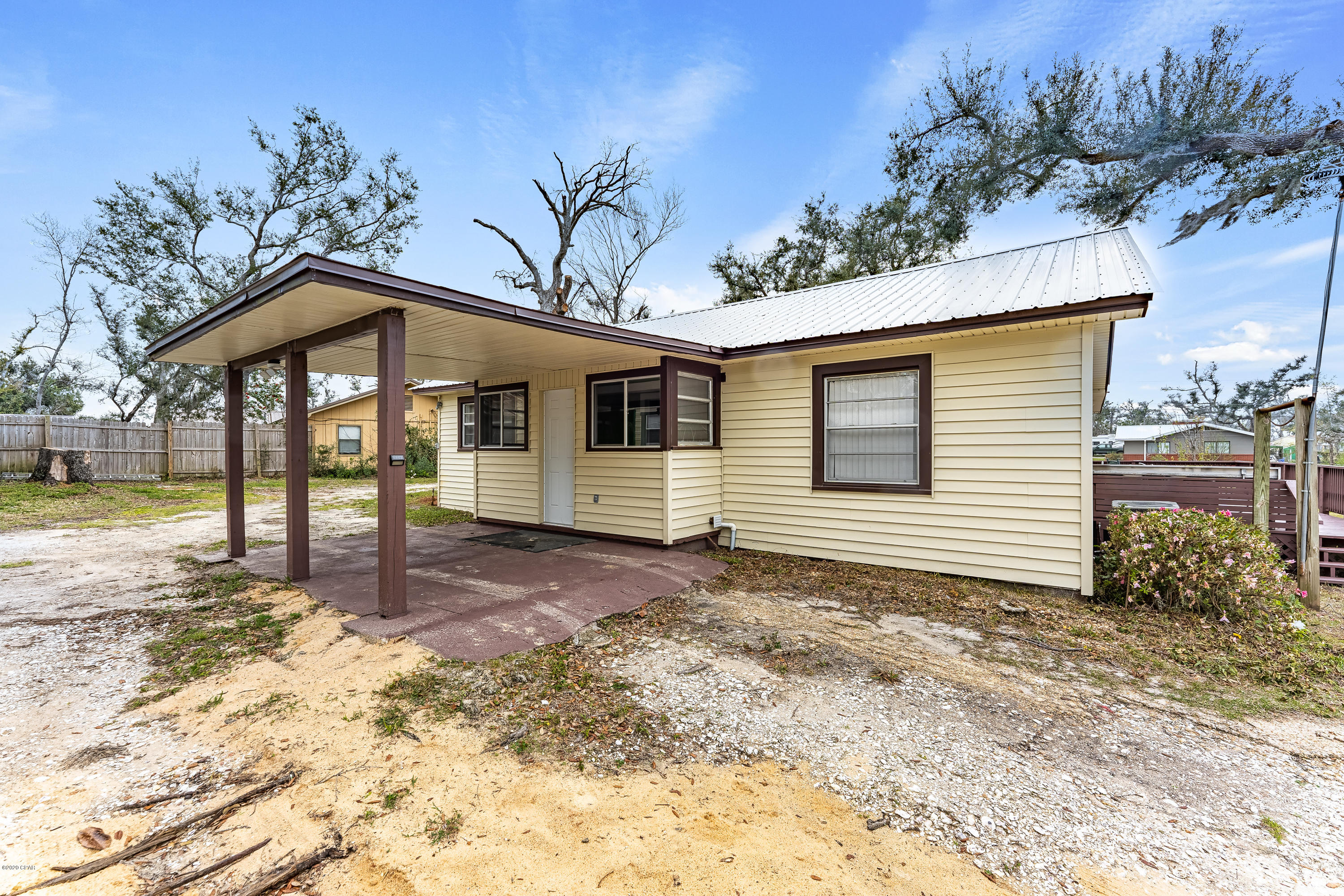 [No Recorded Subdiv] - Residential