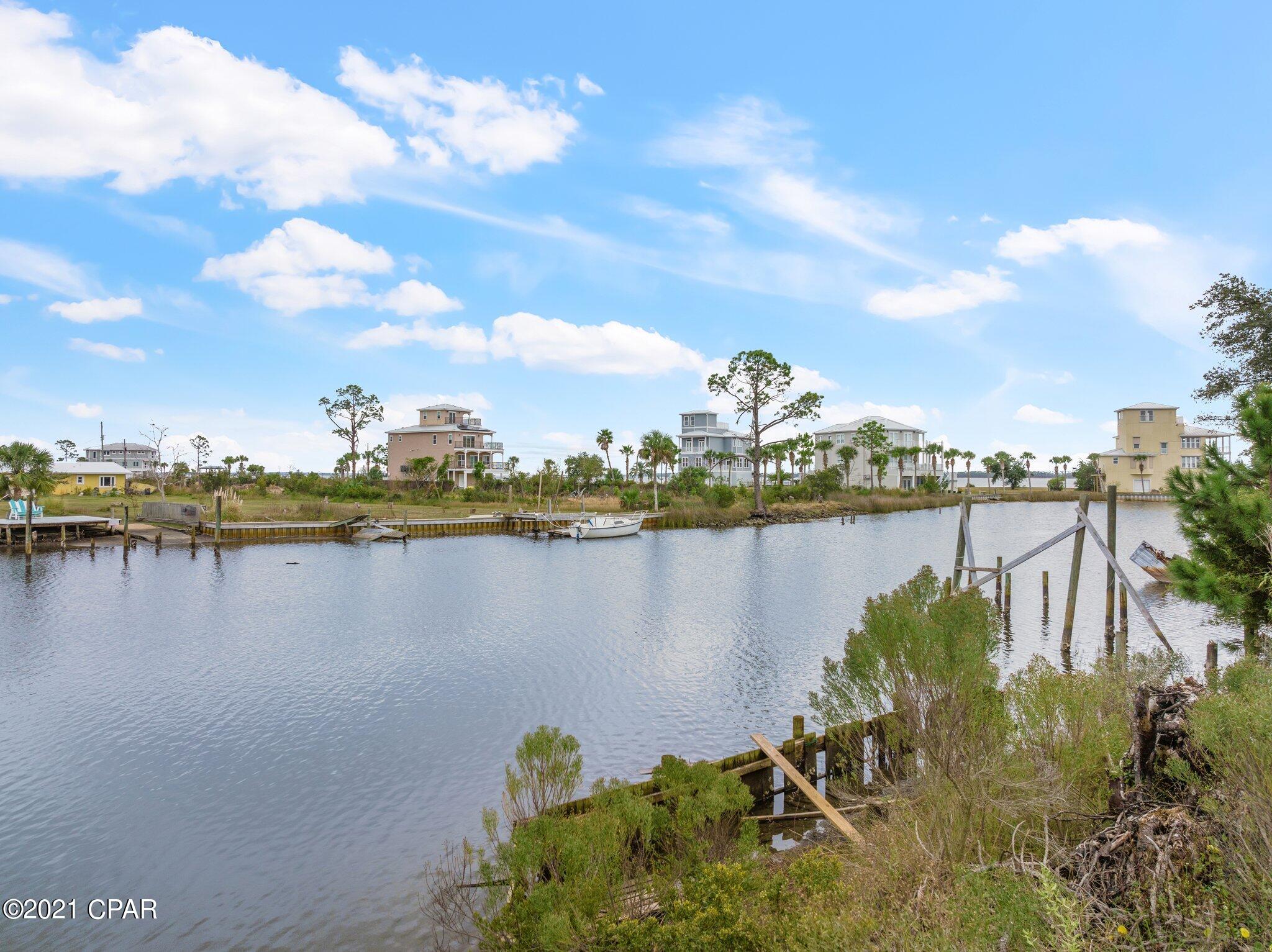 East Bay Park - Land