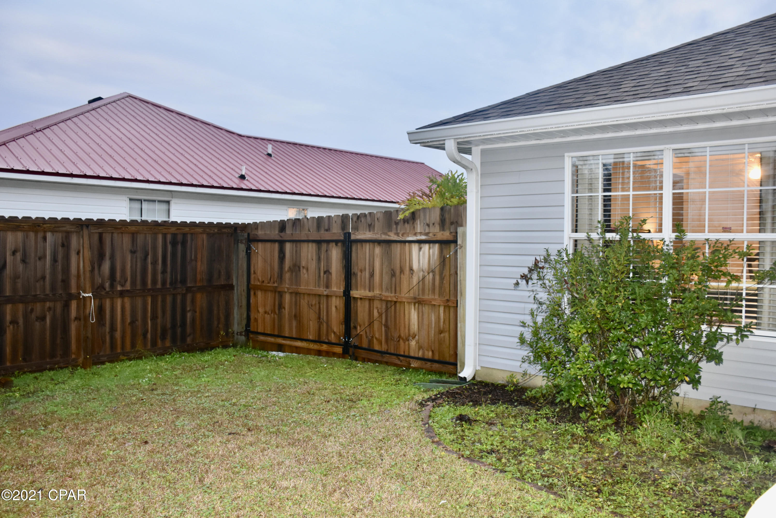 Highway 22 West Estates - Residential