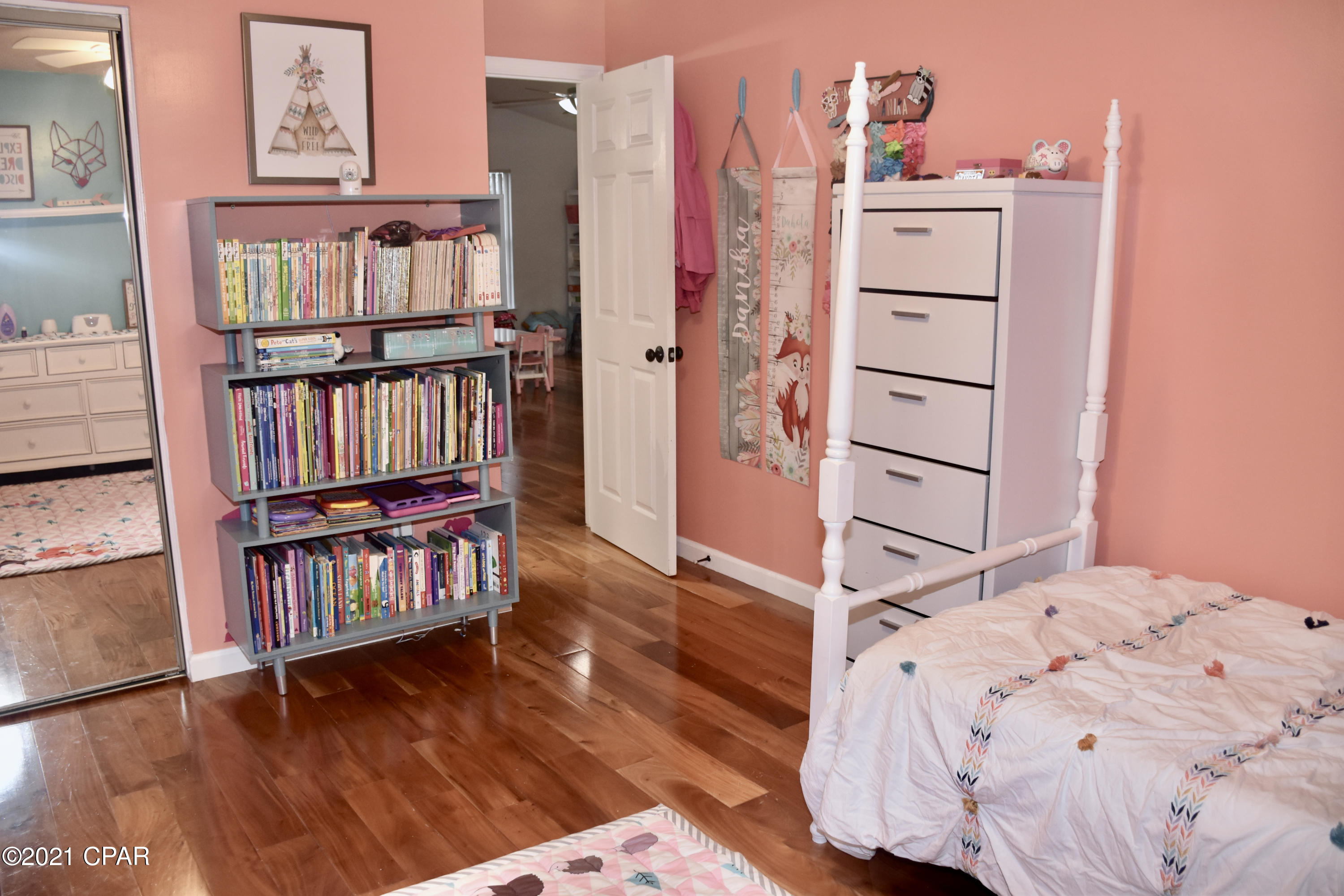 Highway 22 West Estates - Residential