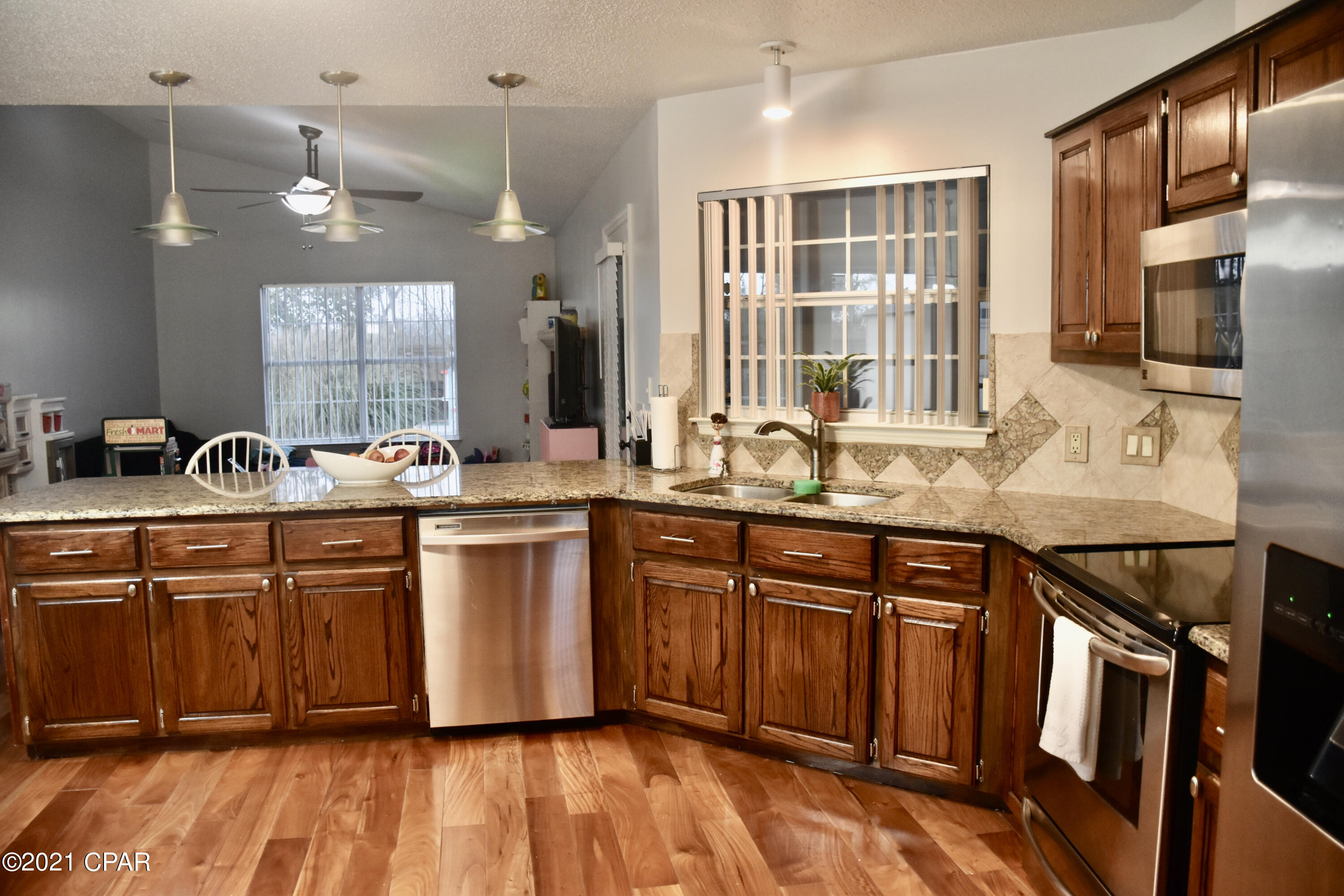 Highway 22 West Estates - Residential