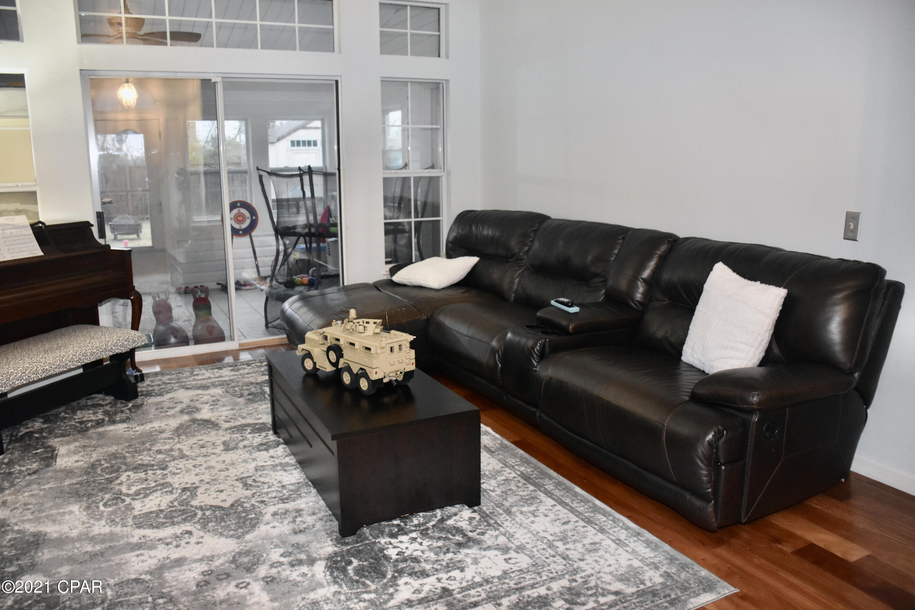 Highway 22 West Estates - Residential