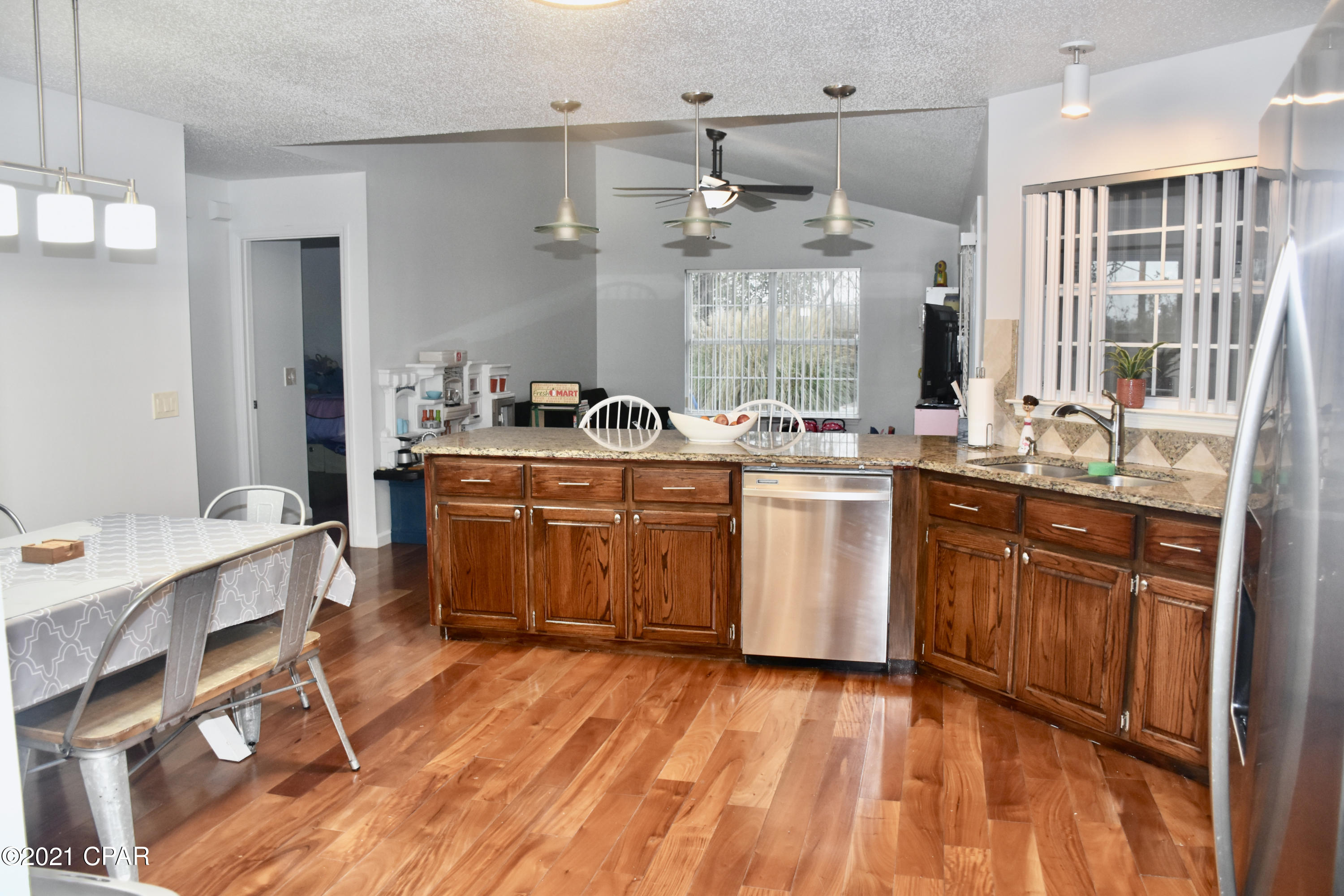 Highway 22 West Estates - Residential