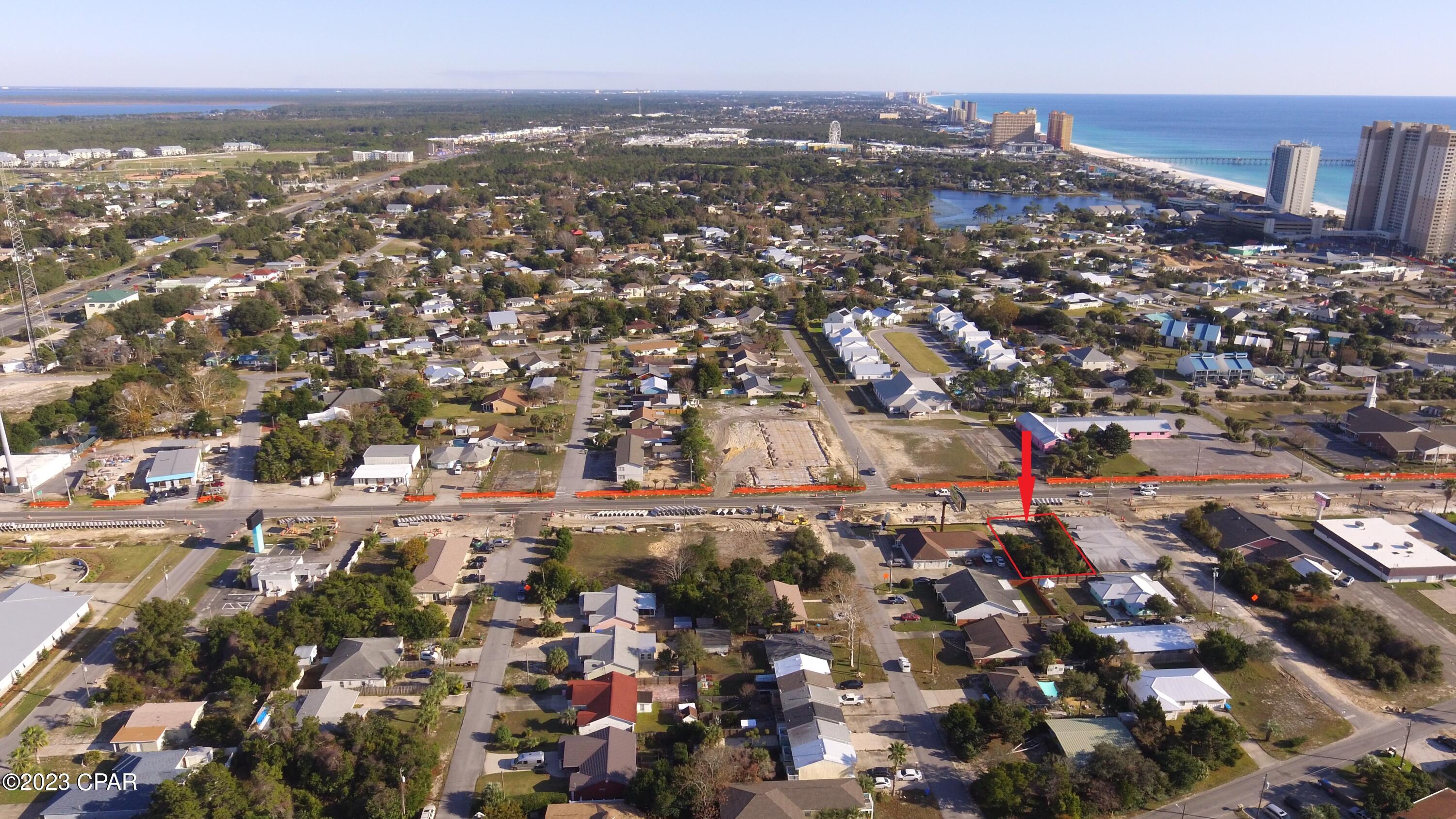 El Centro Beach - Land