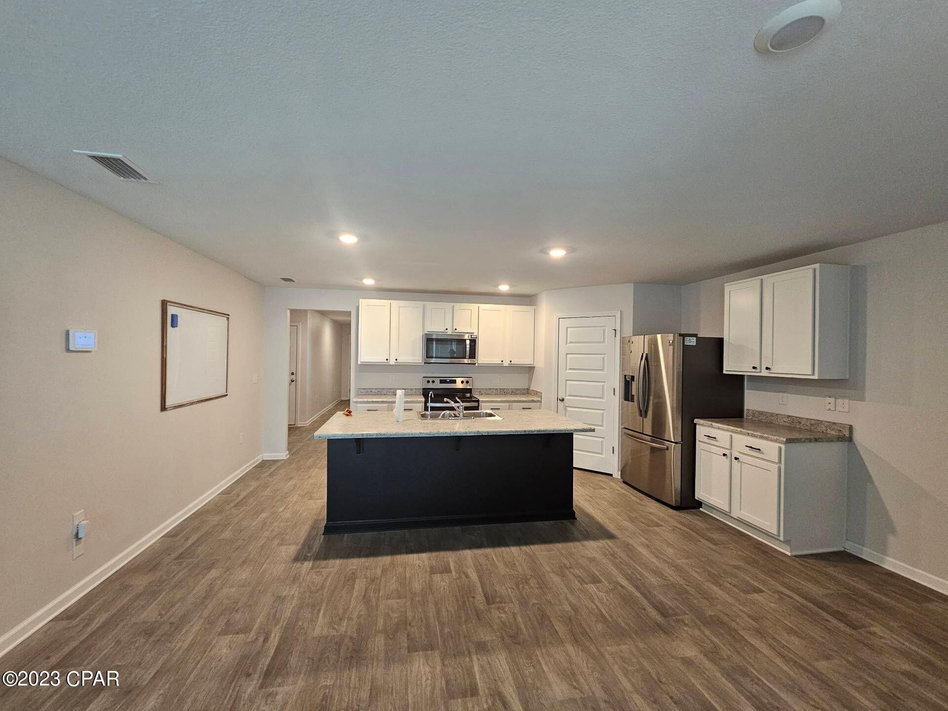 [No Recorded Subdiv] - Residential Lease