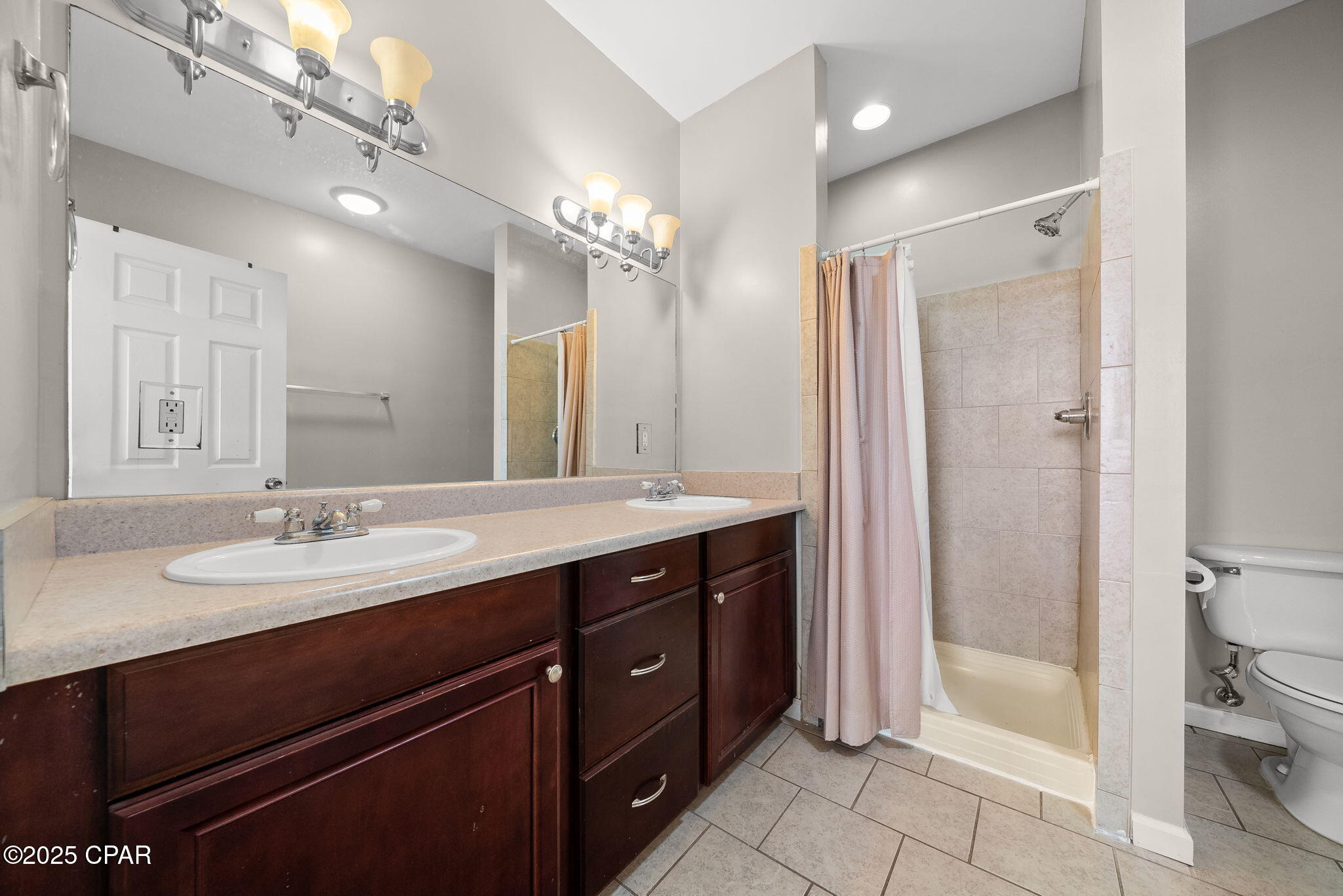 Biltmore Beach 1st Add - Residential