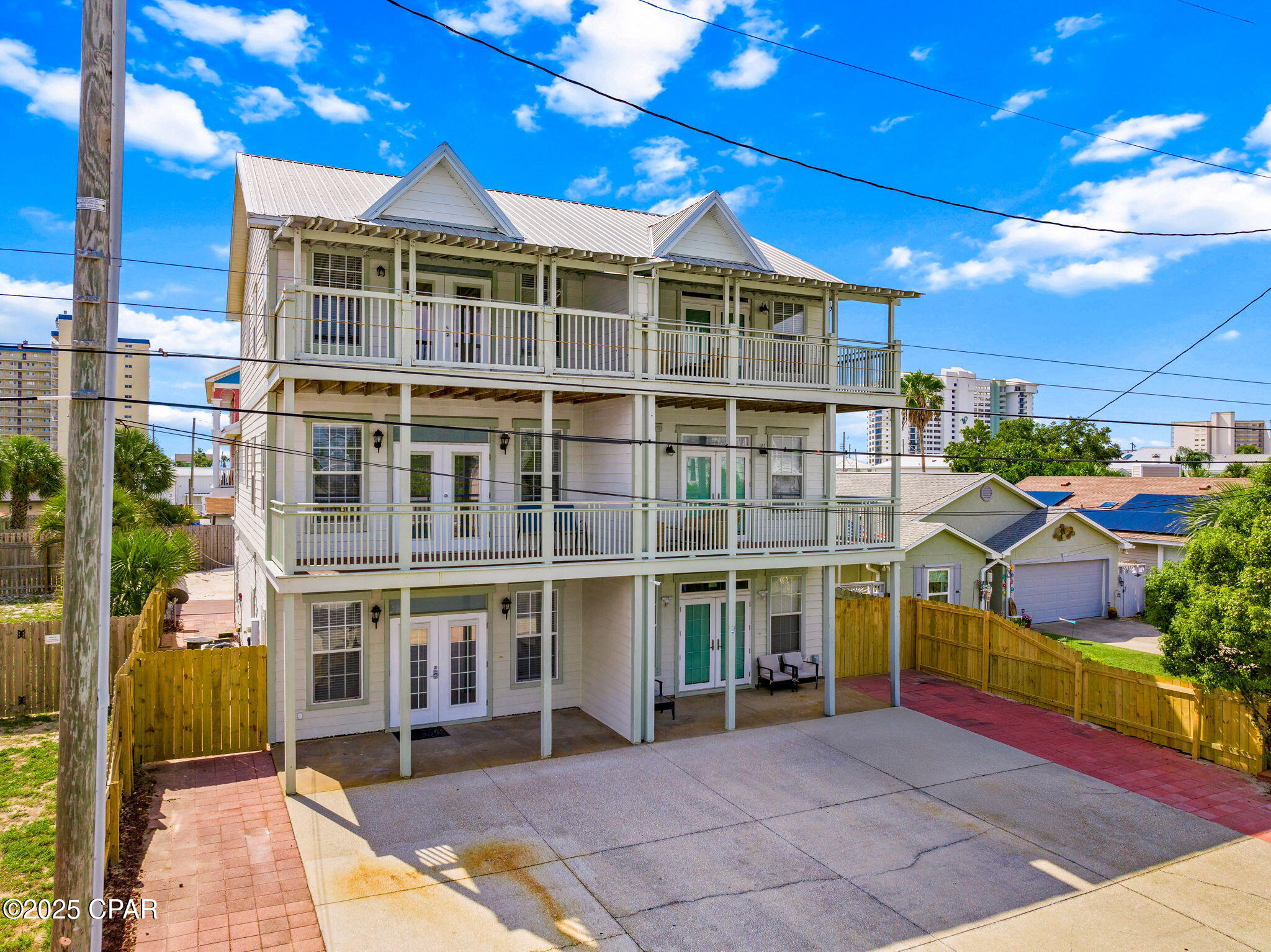 Biltmore Beach 1st Add - Residential