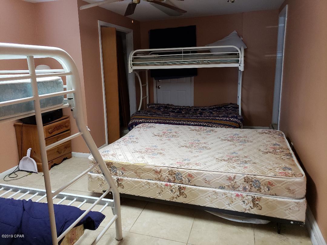 Laguna Beach Estates 6th Add - Residential