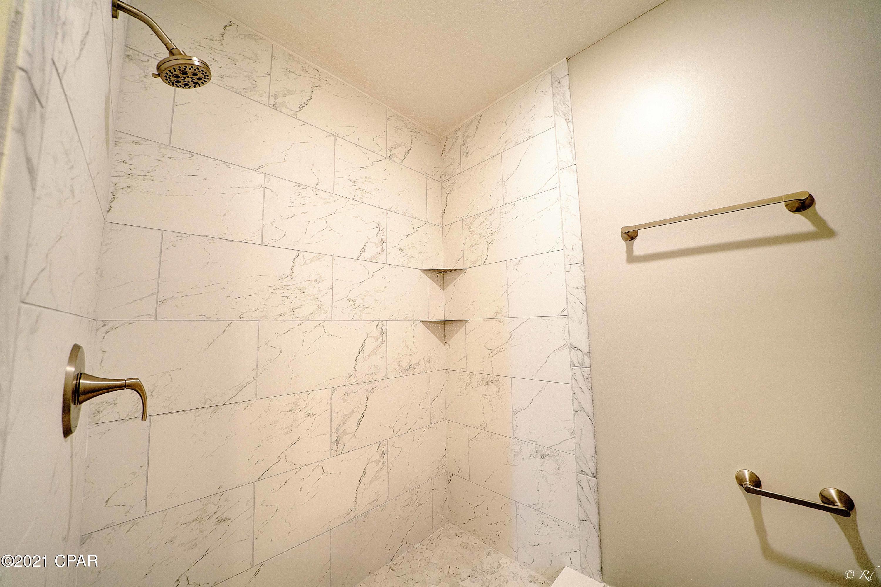 Boat Race Estates - Residential