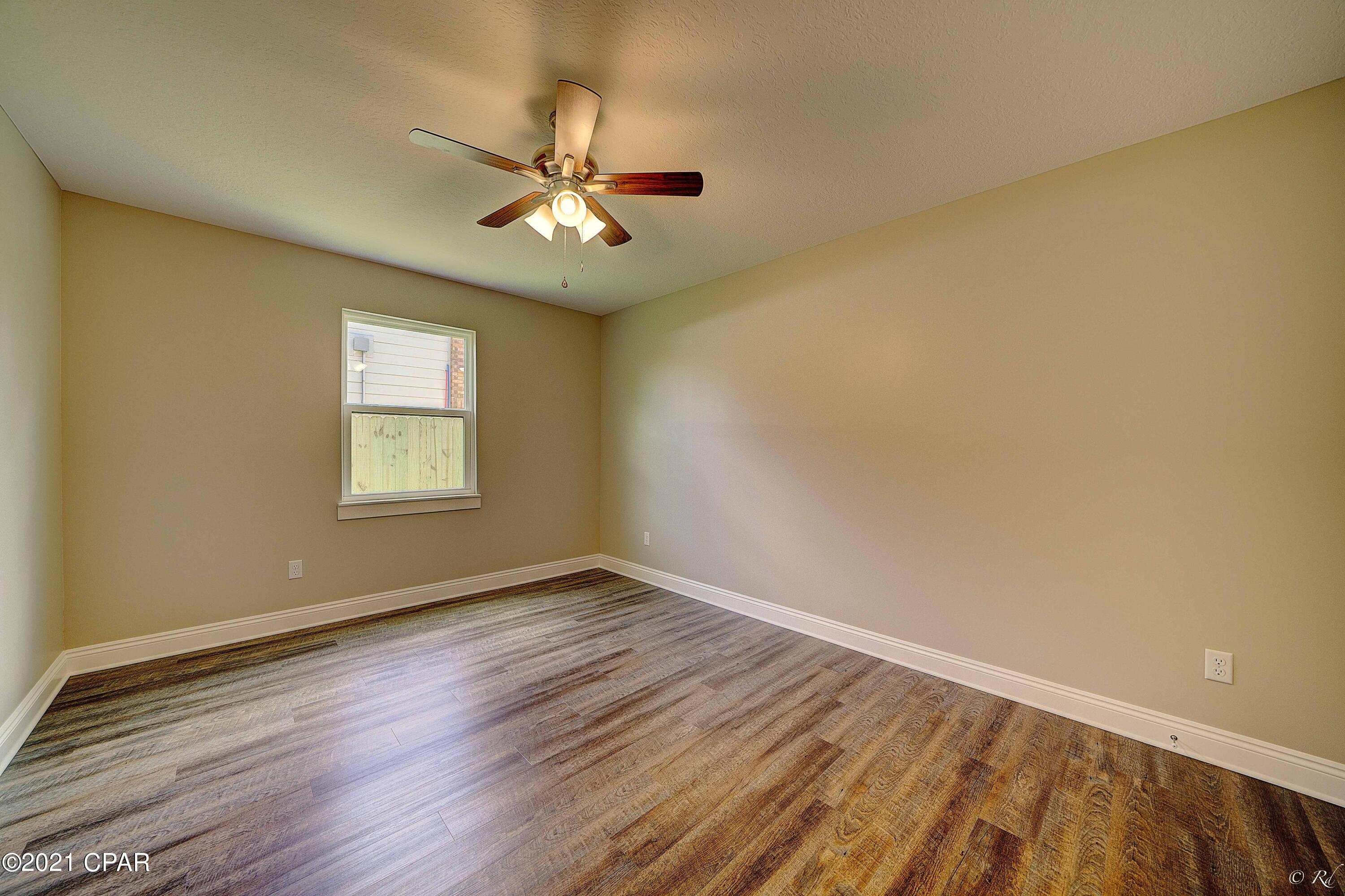 Boat Race Estates - Residential