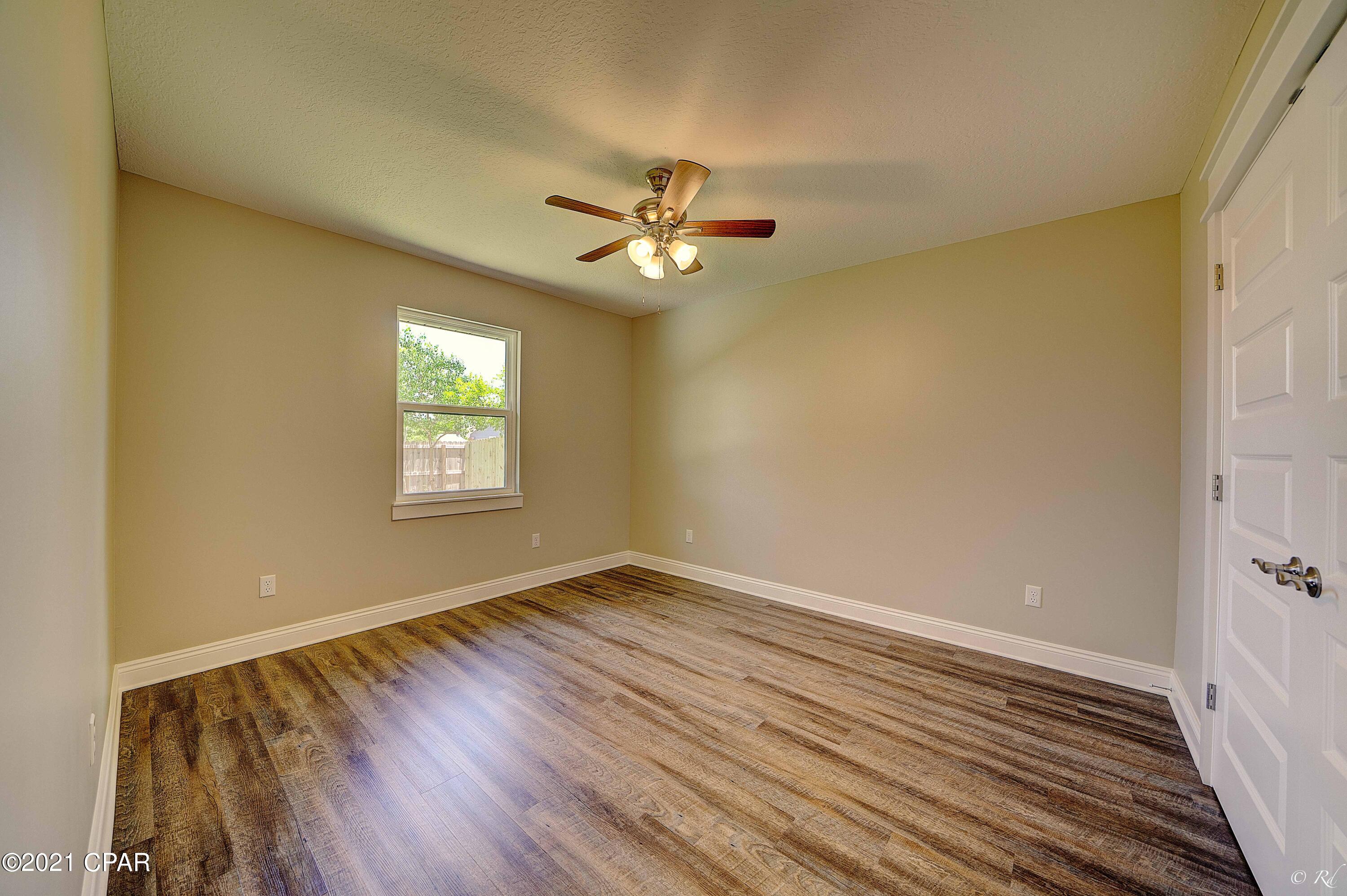 Boat Race Estates - Residential