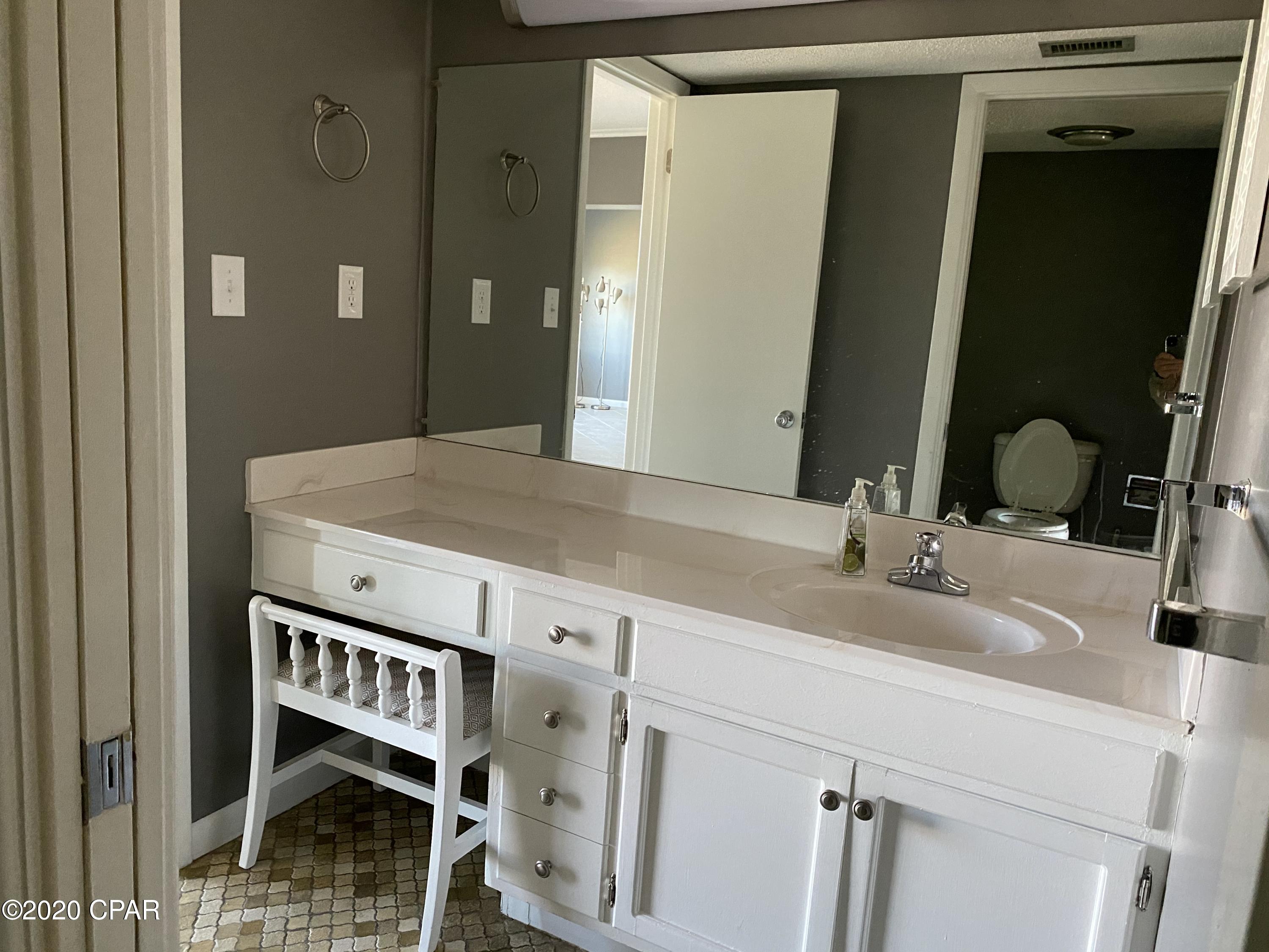 Colony Club - Residential