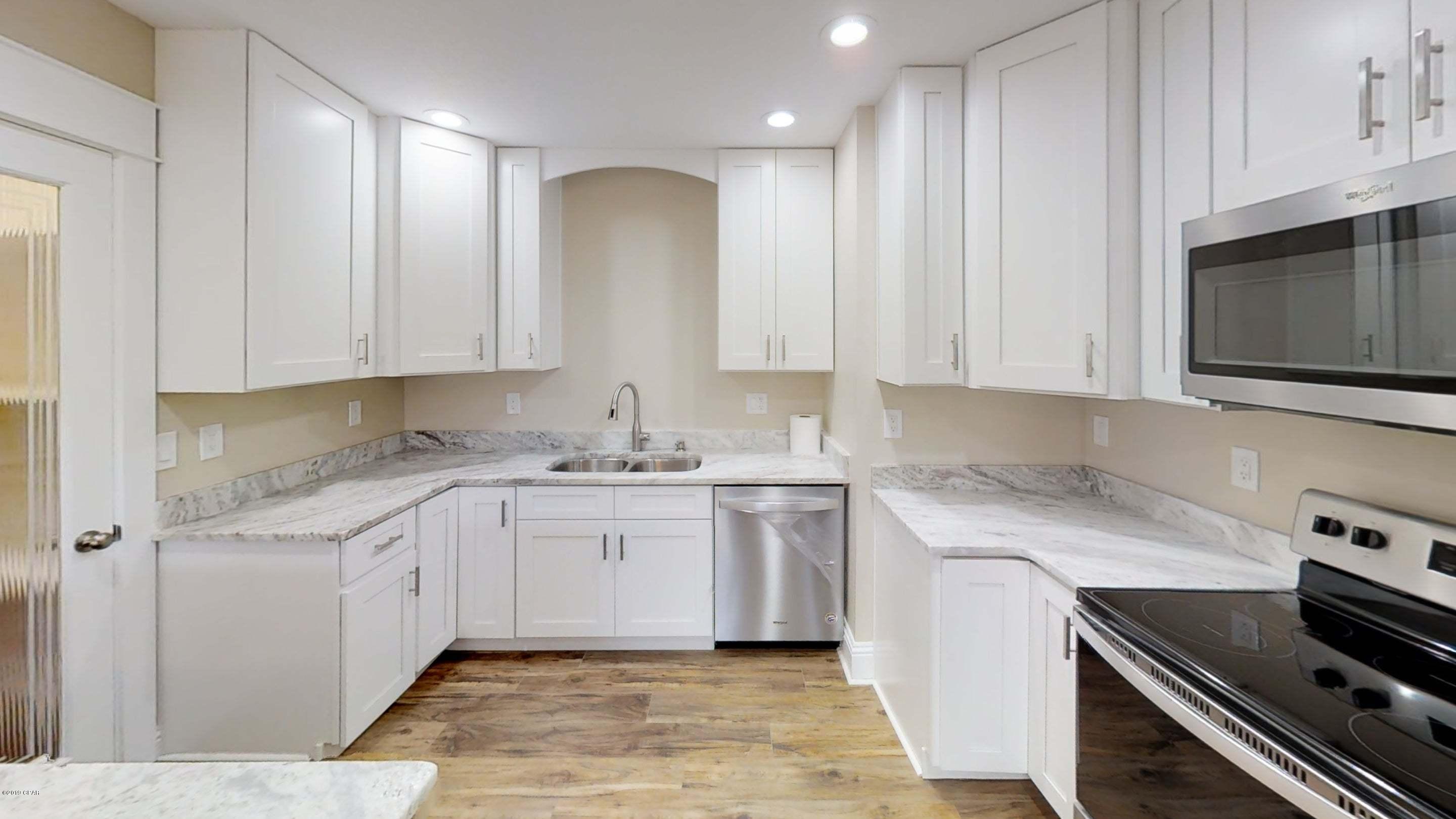 Towne & Country Lake Estates - Residential