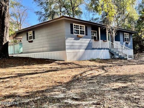 A home in Bonifay