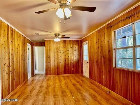 A home in Bonifay