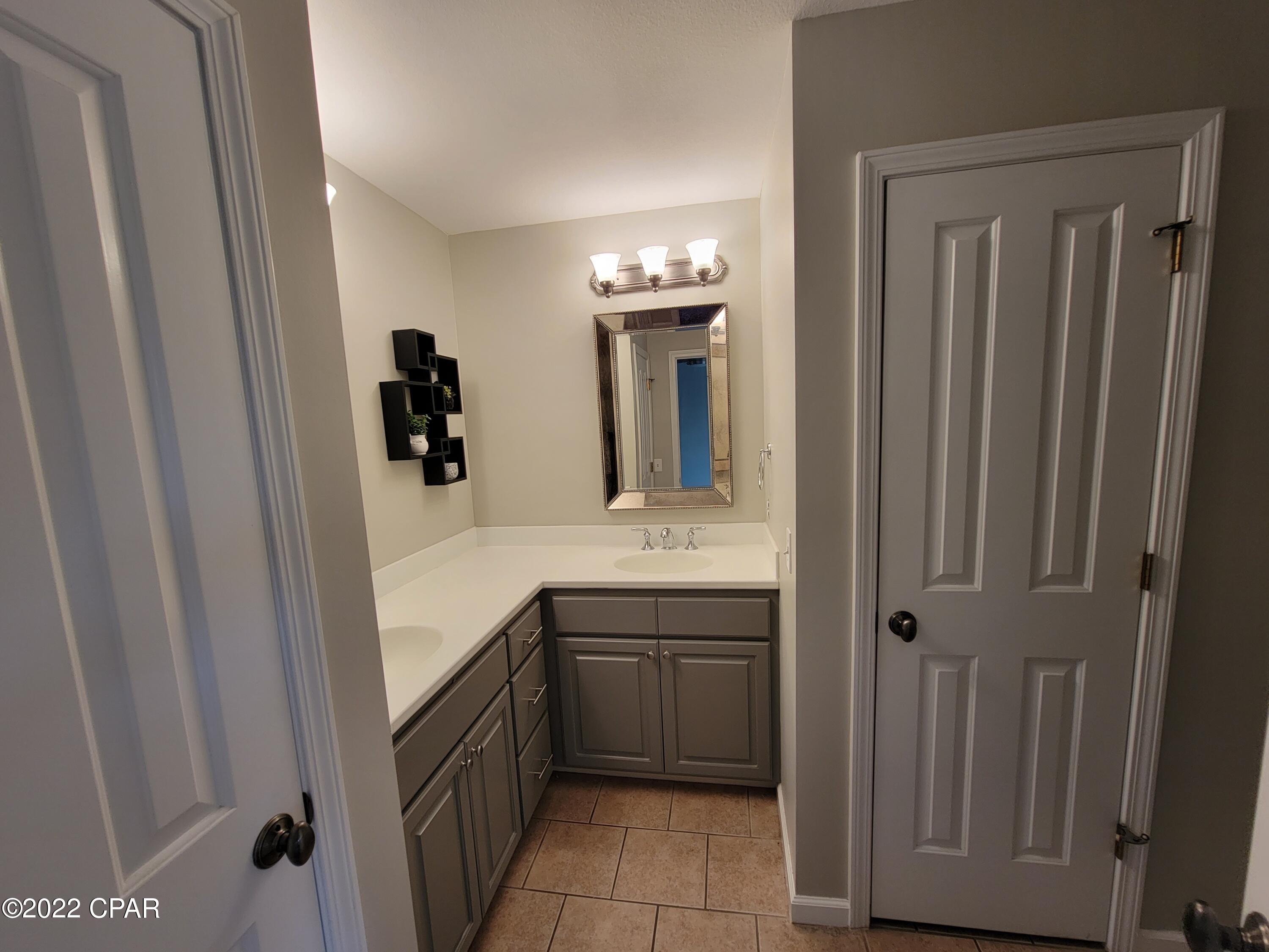 Annabella's Townhomes - Residential Lease