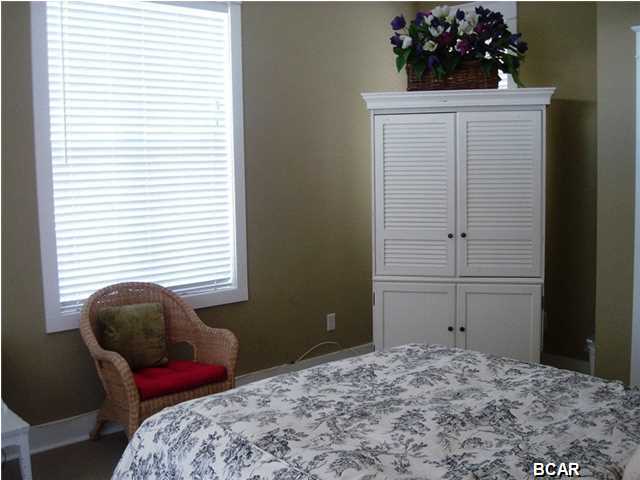 Waters Edge - Residential