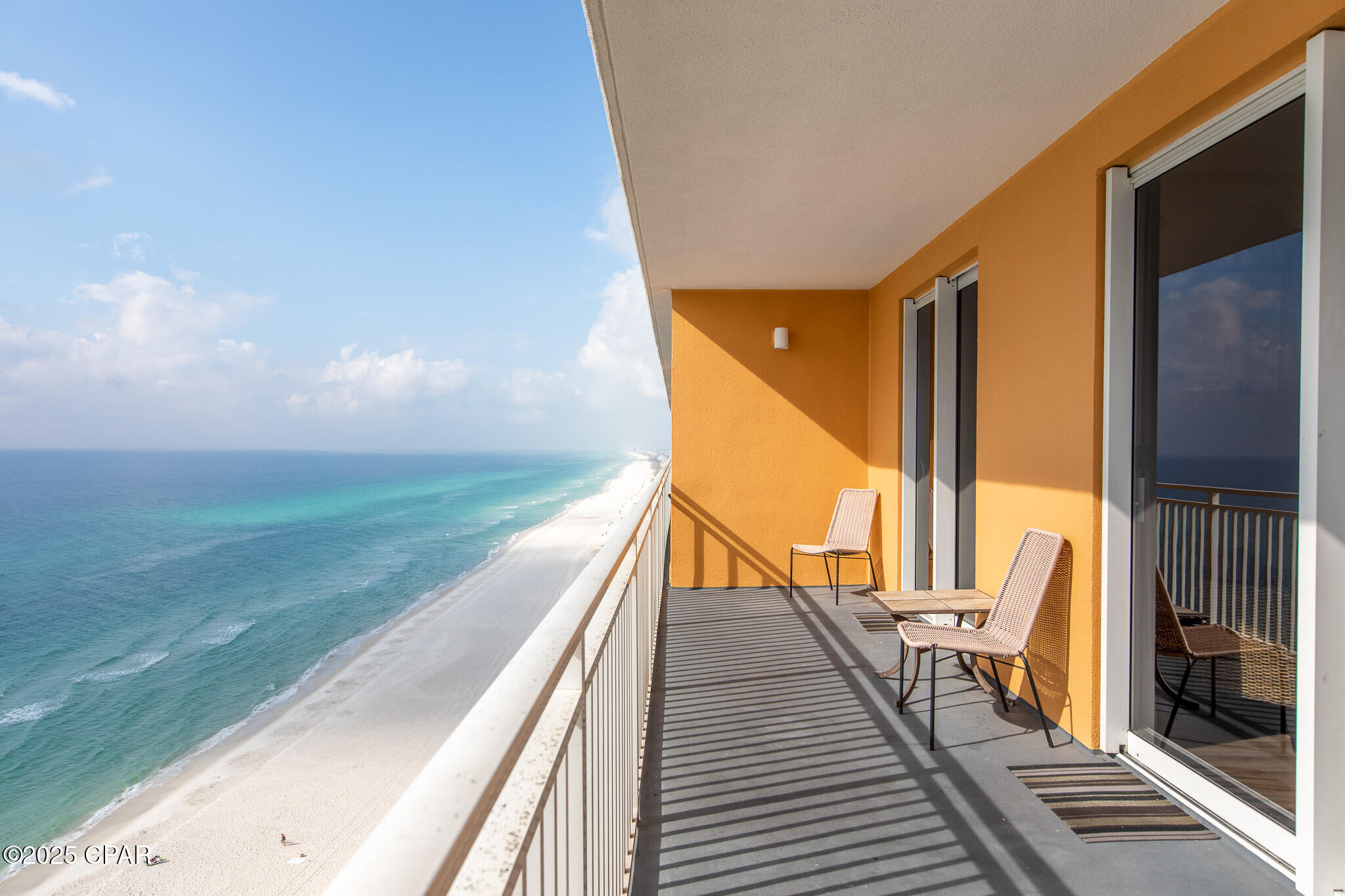 Splash Condo - Residential