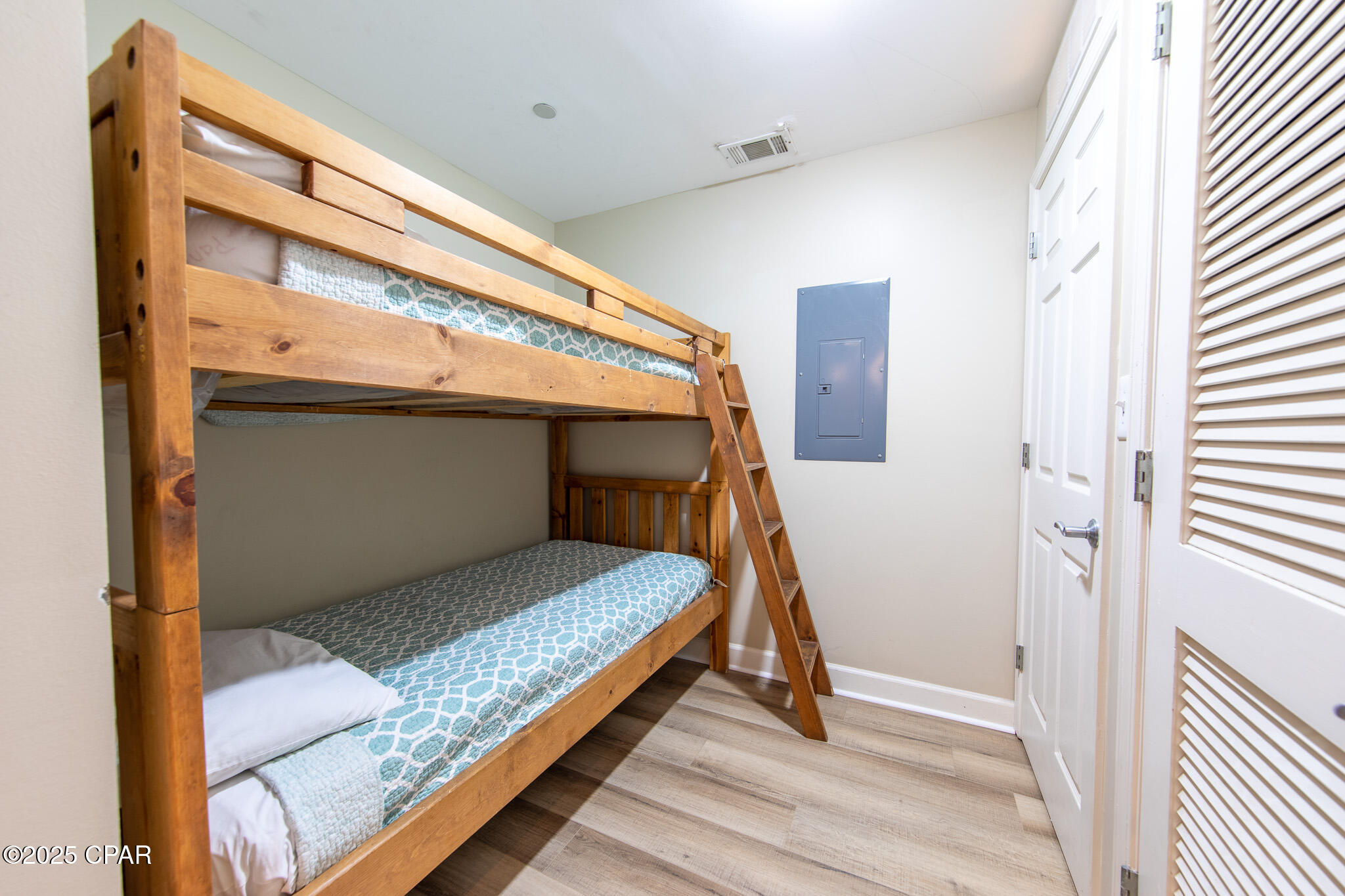 Splash Condo - Residential