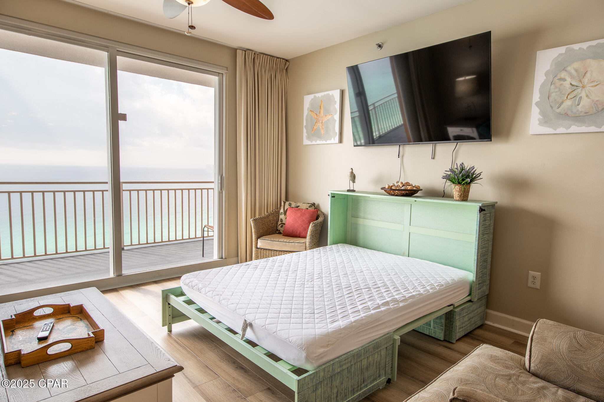 Splash Condo - Residential