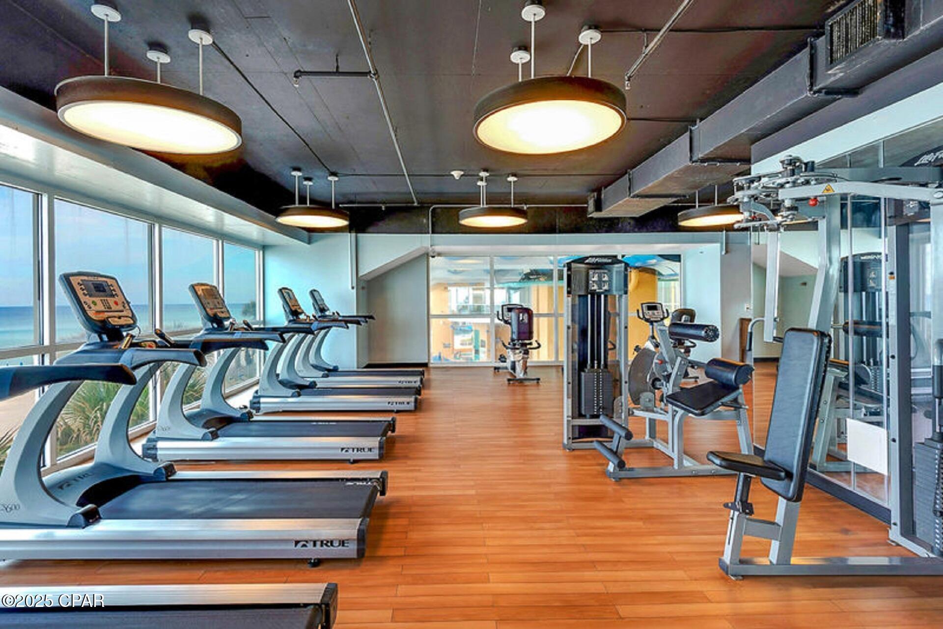 Splash Condo - Residential