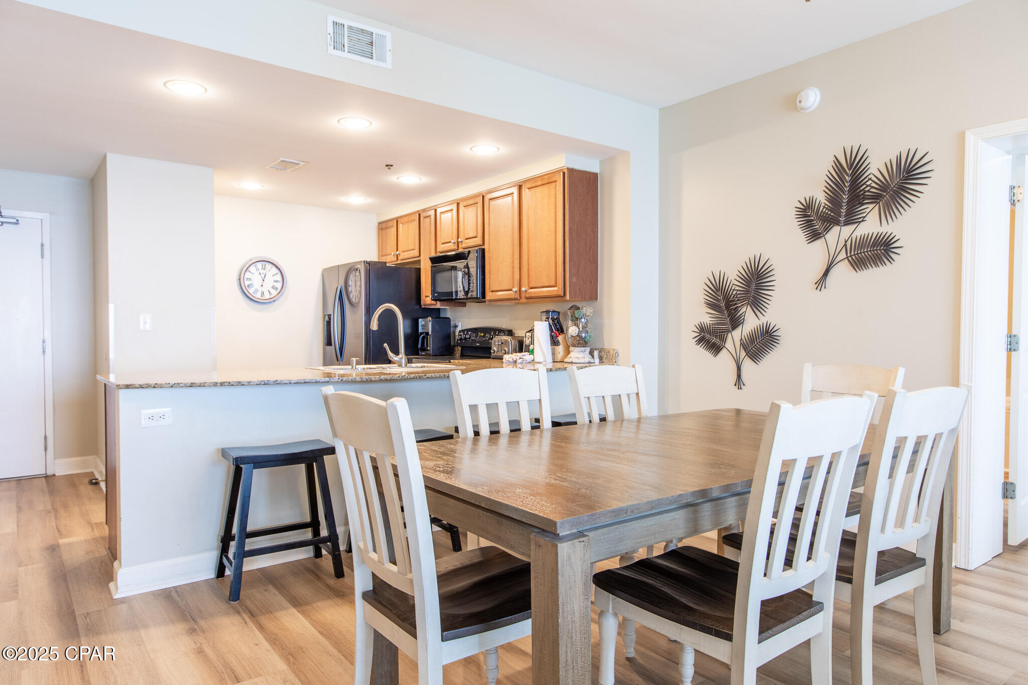 Splash Condo - Residential