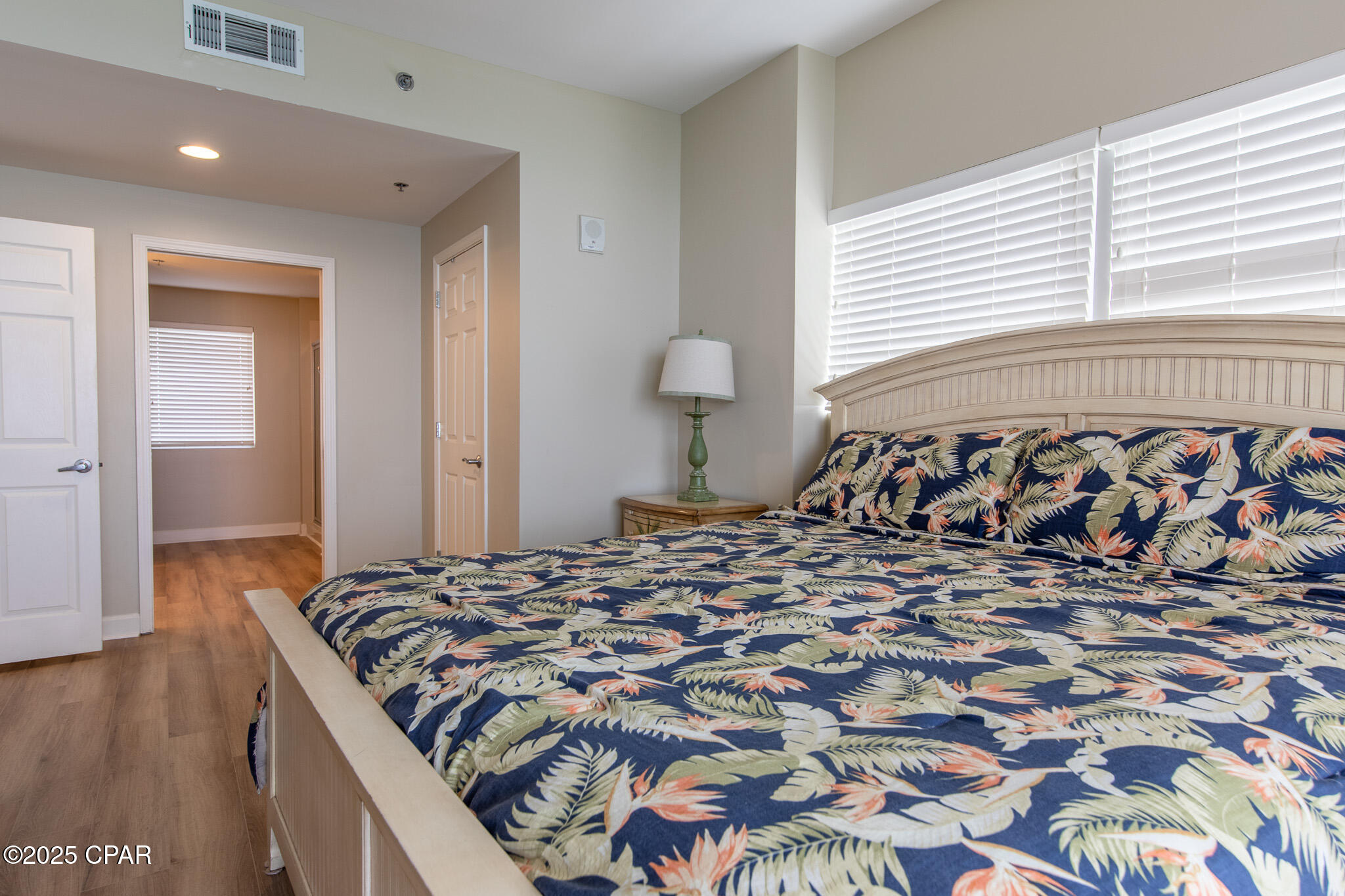 Splash Condo - Residential