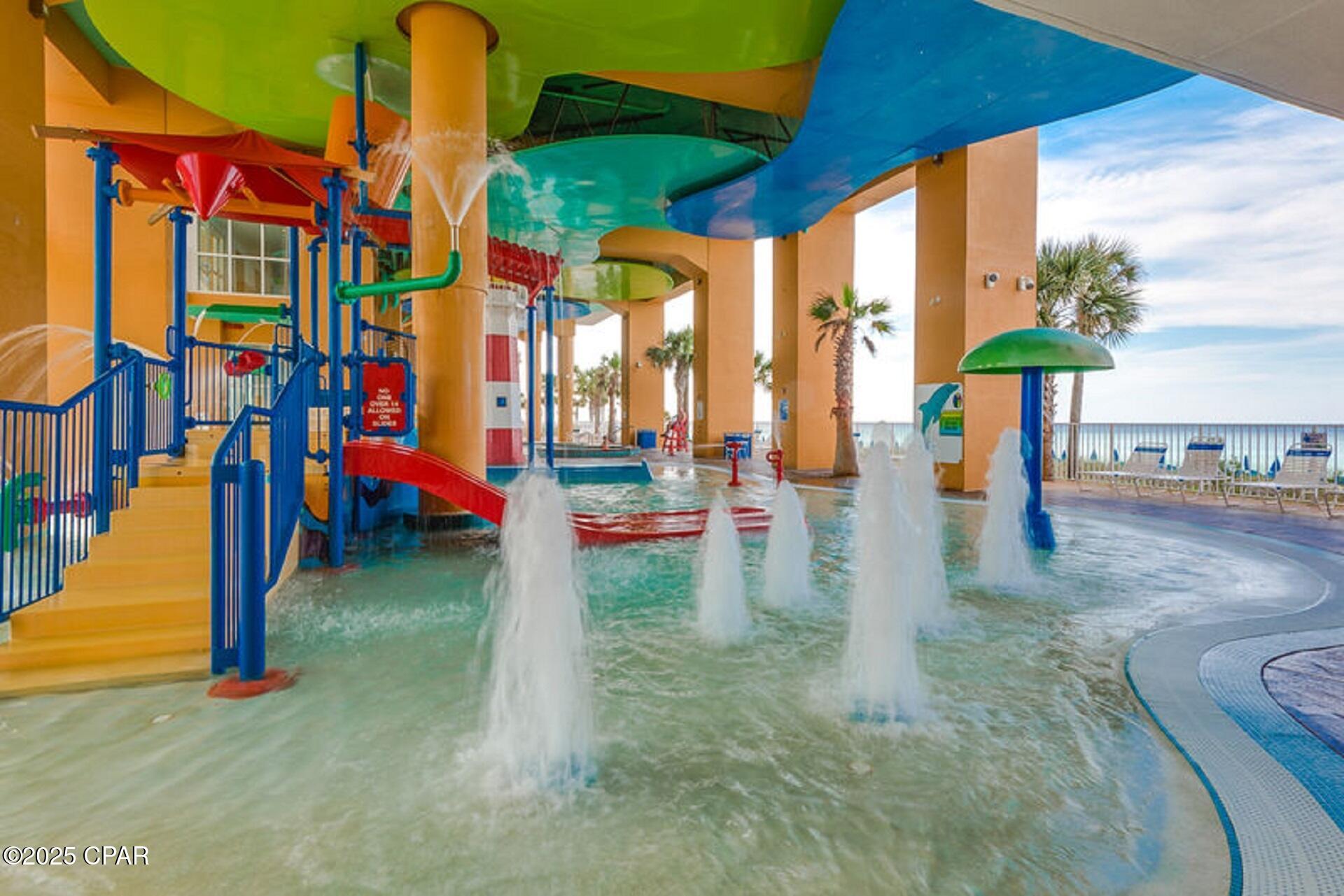 Splash Condo - Residential