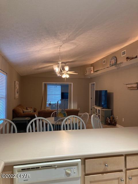 Palm Cove - Residential Lease