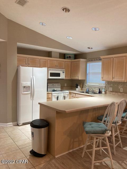 Palm Cove - Residential Lease