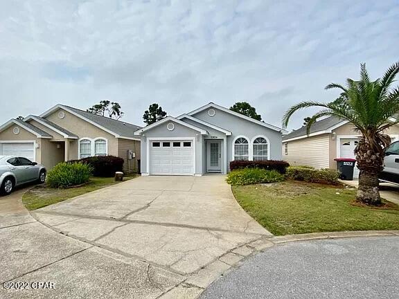 Palm Cove - Residential Lease