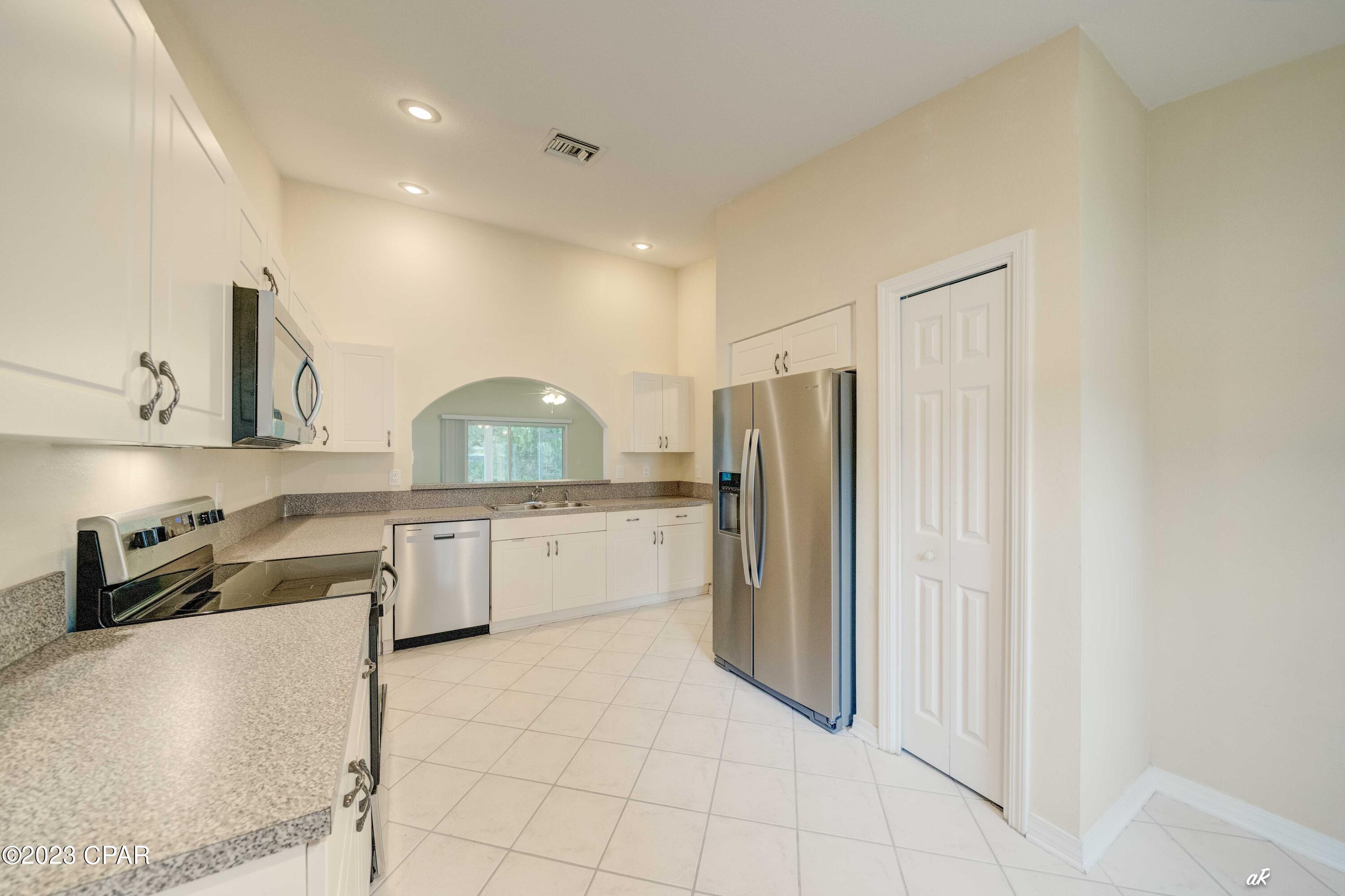 Palmetto Trace Phase III - Residential Lease