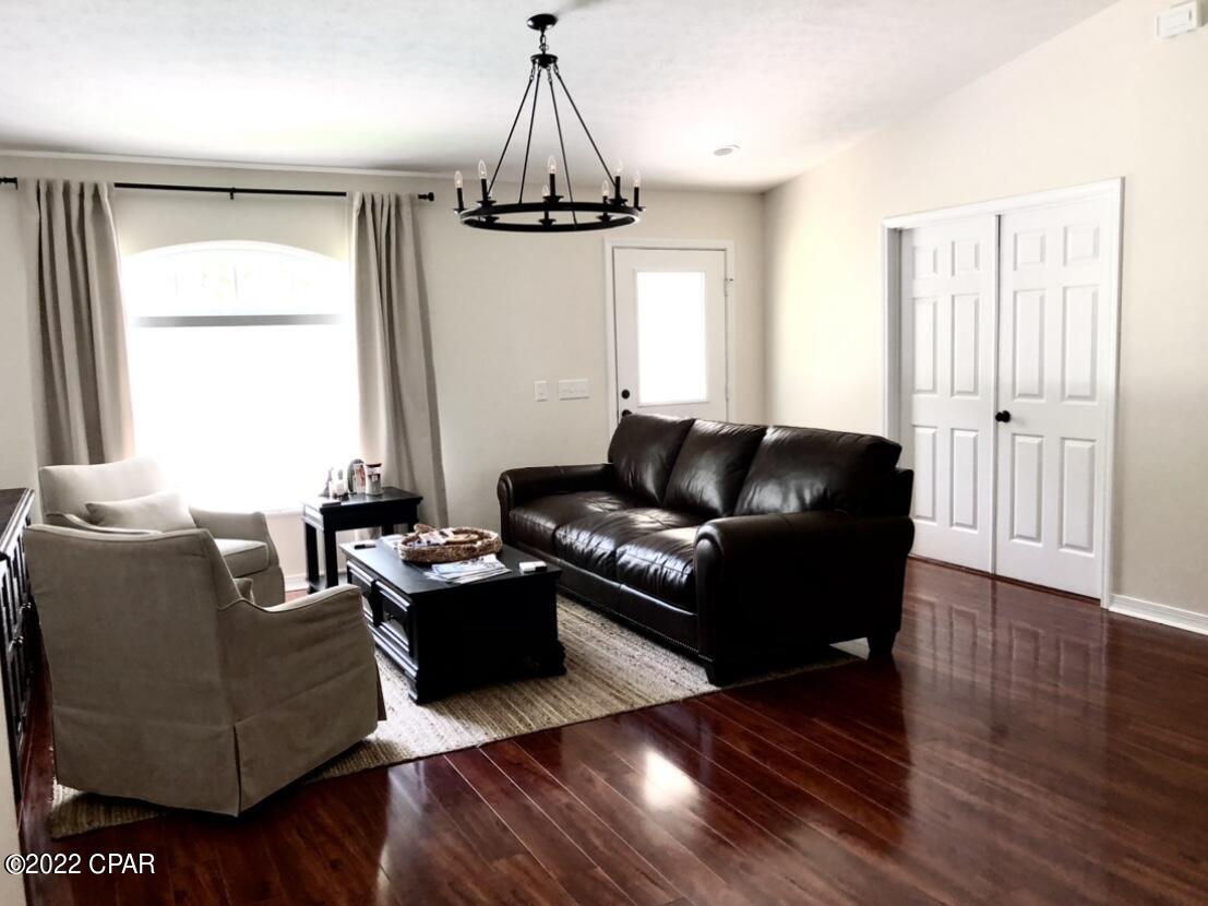 Leisure Lakes - Residential