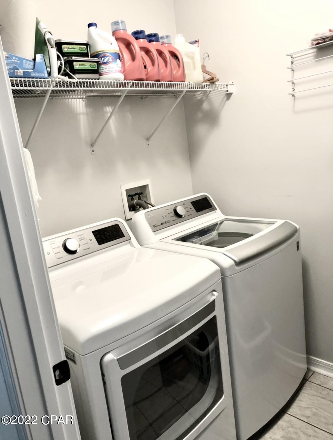 Leisure Lakes - Residential