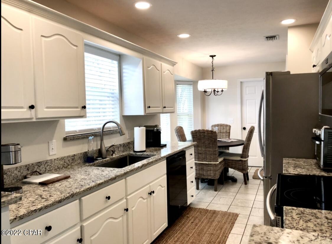 Leisure Lakes - Residential