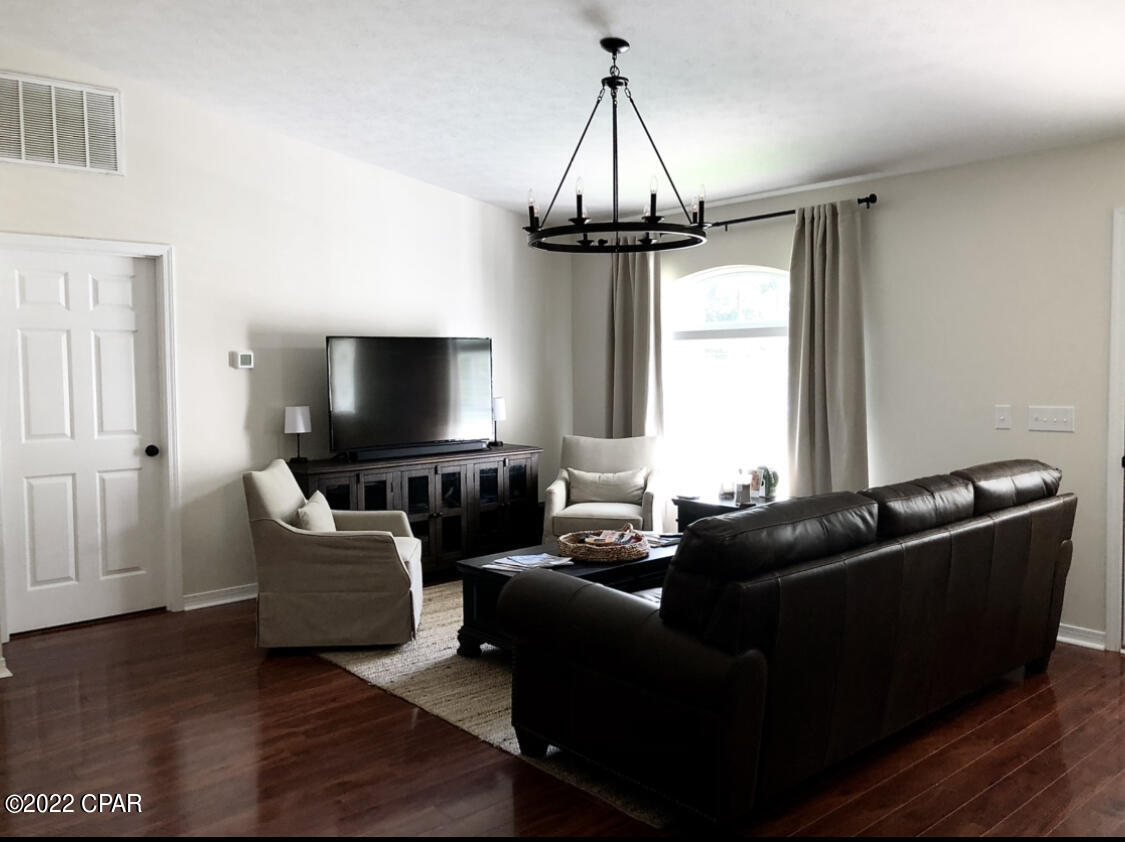 Leisure Lakes - Residential