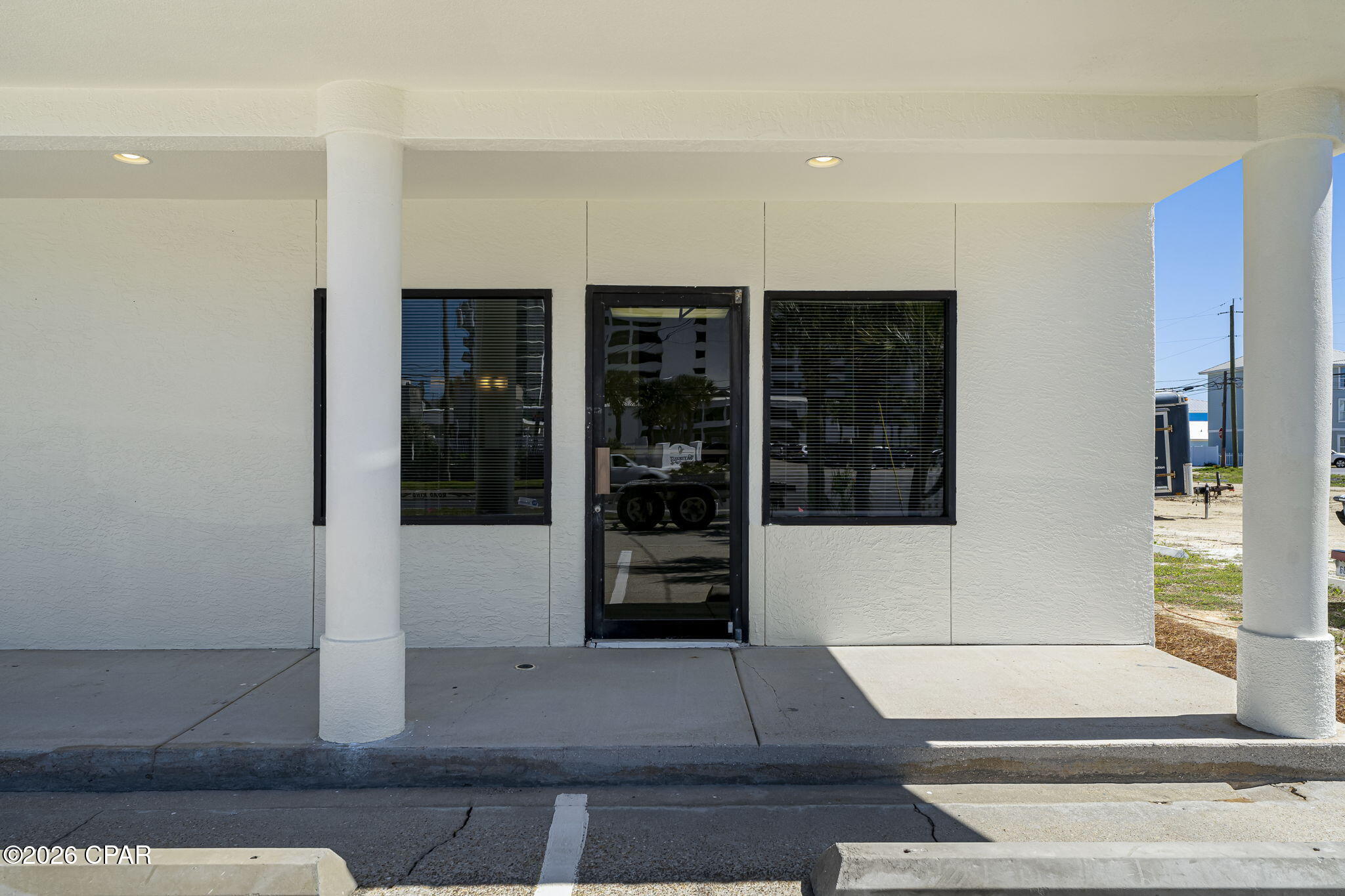 Crescent Beach Unit 1 - Commercial Lease