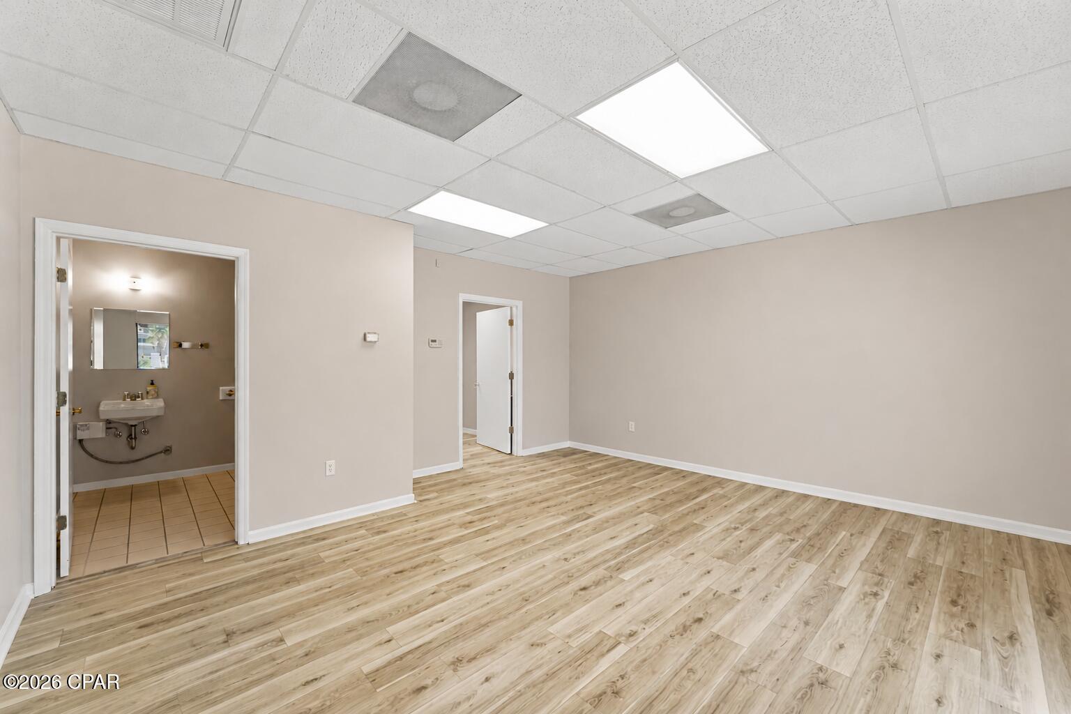 Crescent Beach Unit 1 - Commercial Lease
