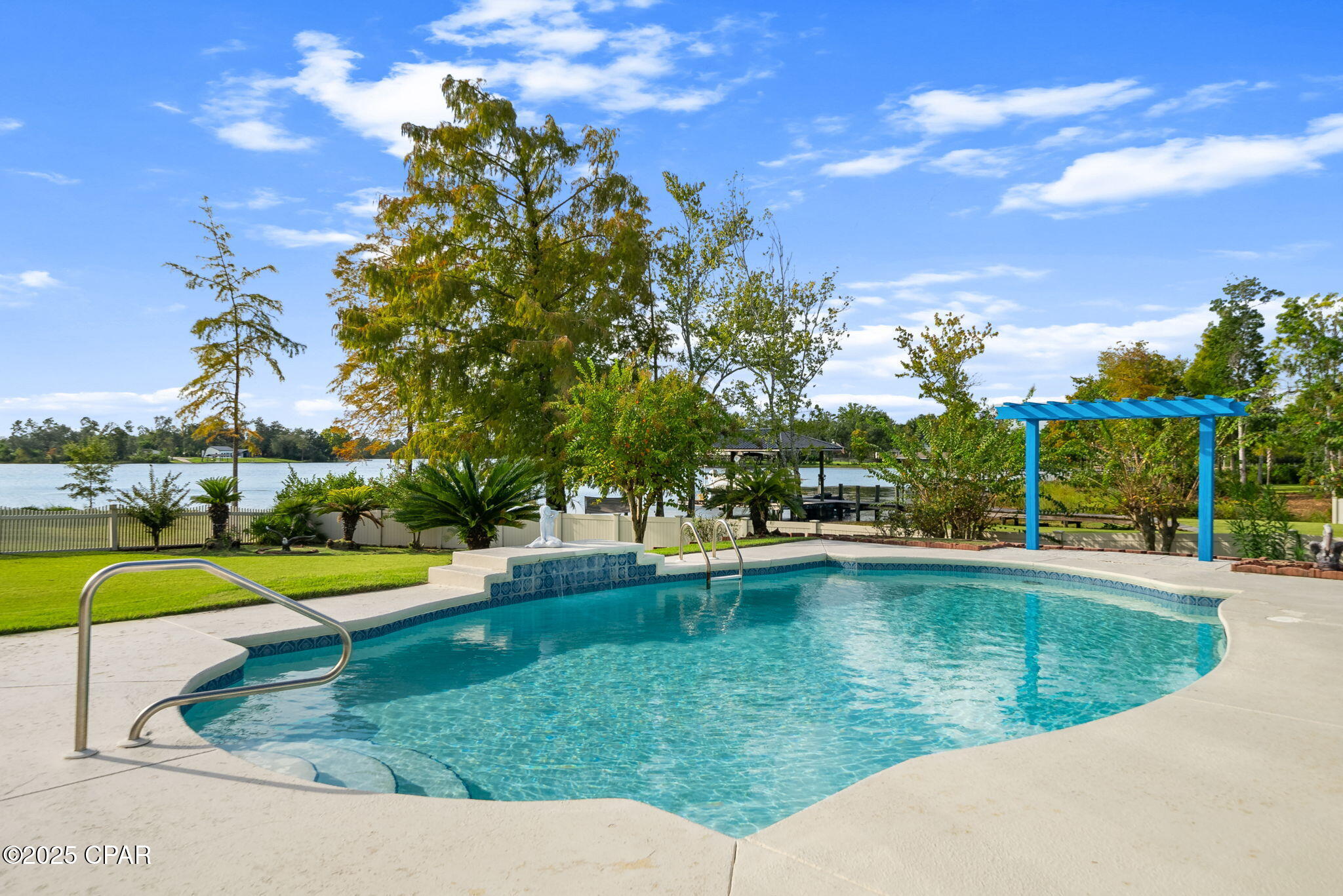 Deer Point Lake - Residential