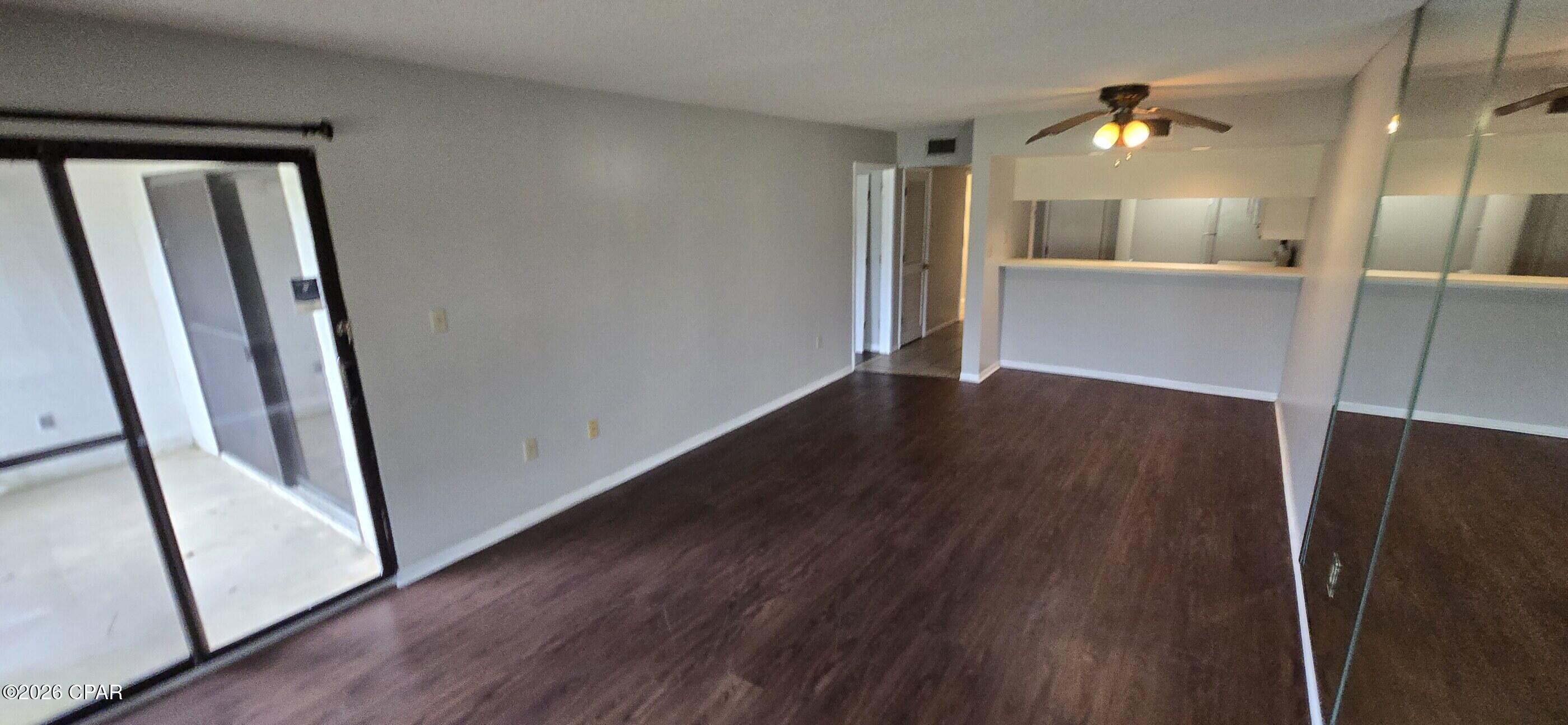 Edgewater Golf Villas V-B - Residential