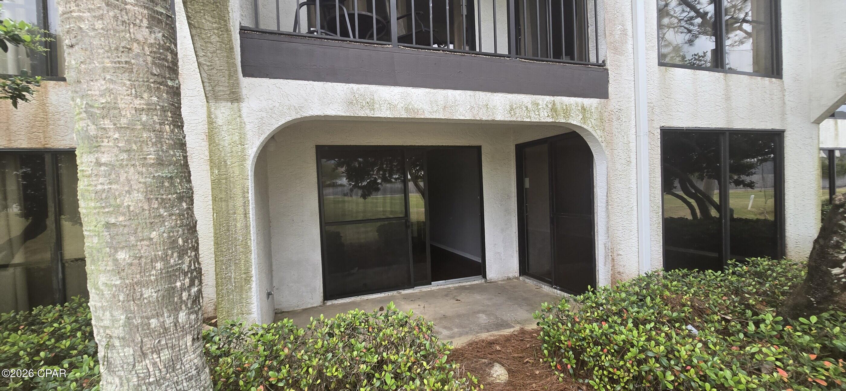 Edgewater Golf Villas V-B - Residential