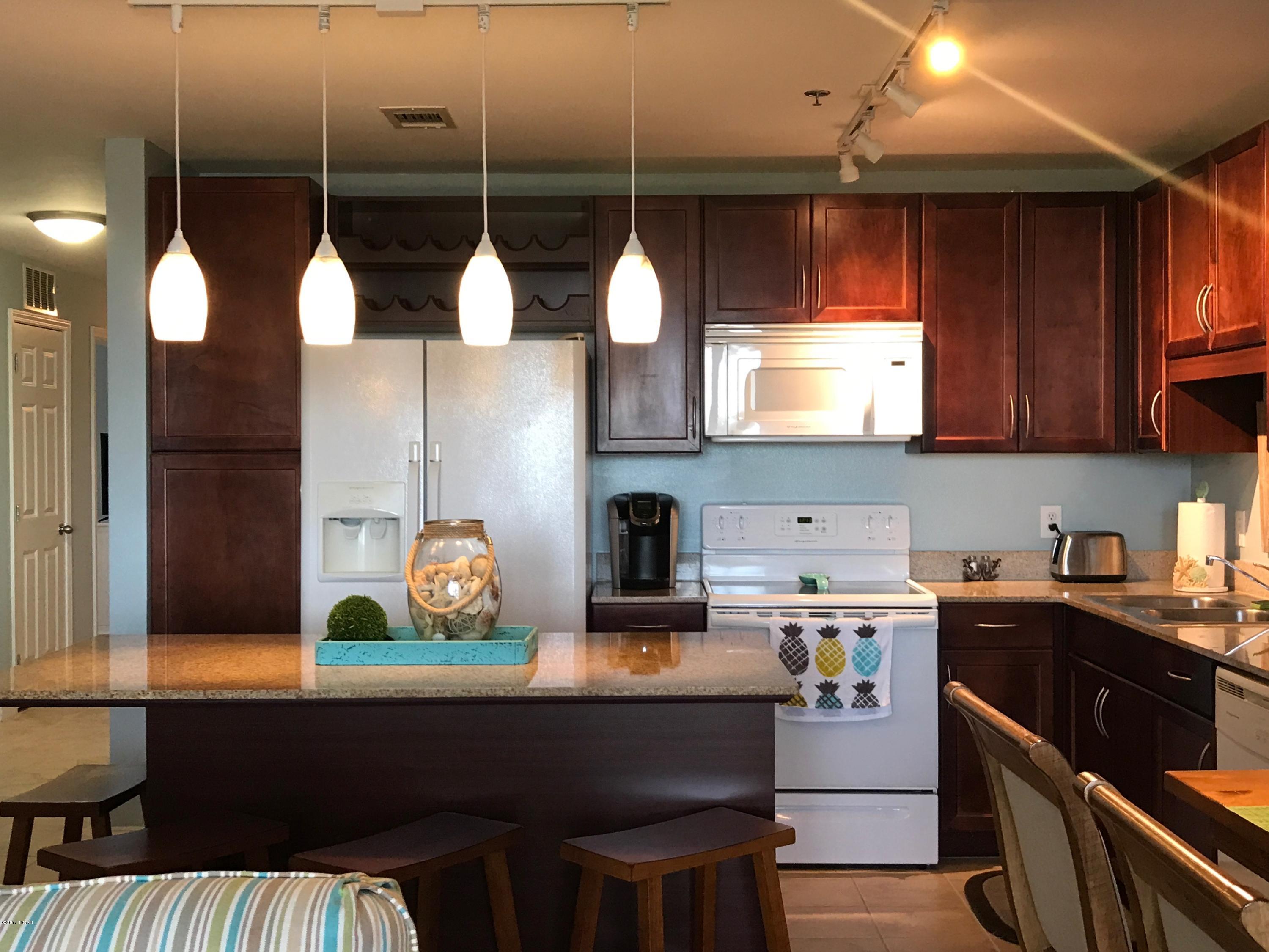 Laketown Wharf - Residential