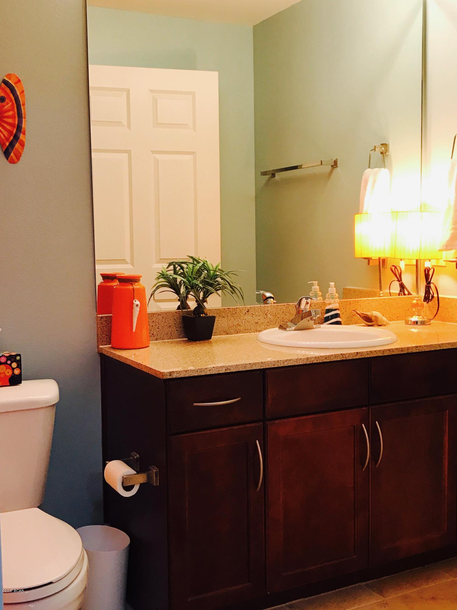 Laketown Wharf - Residential